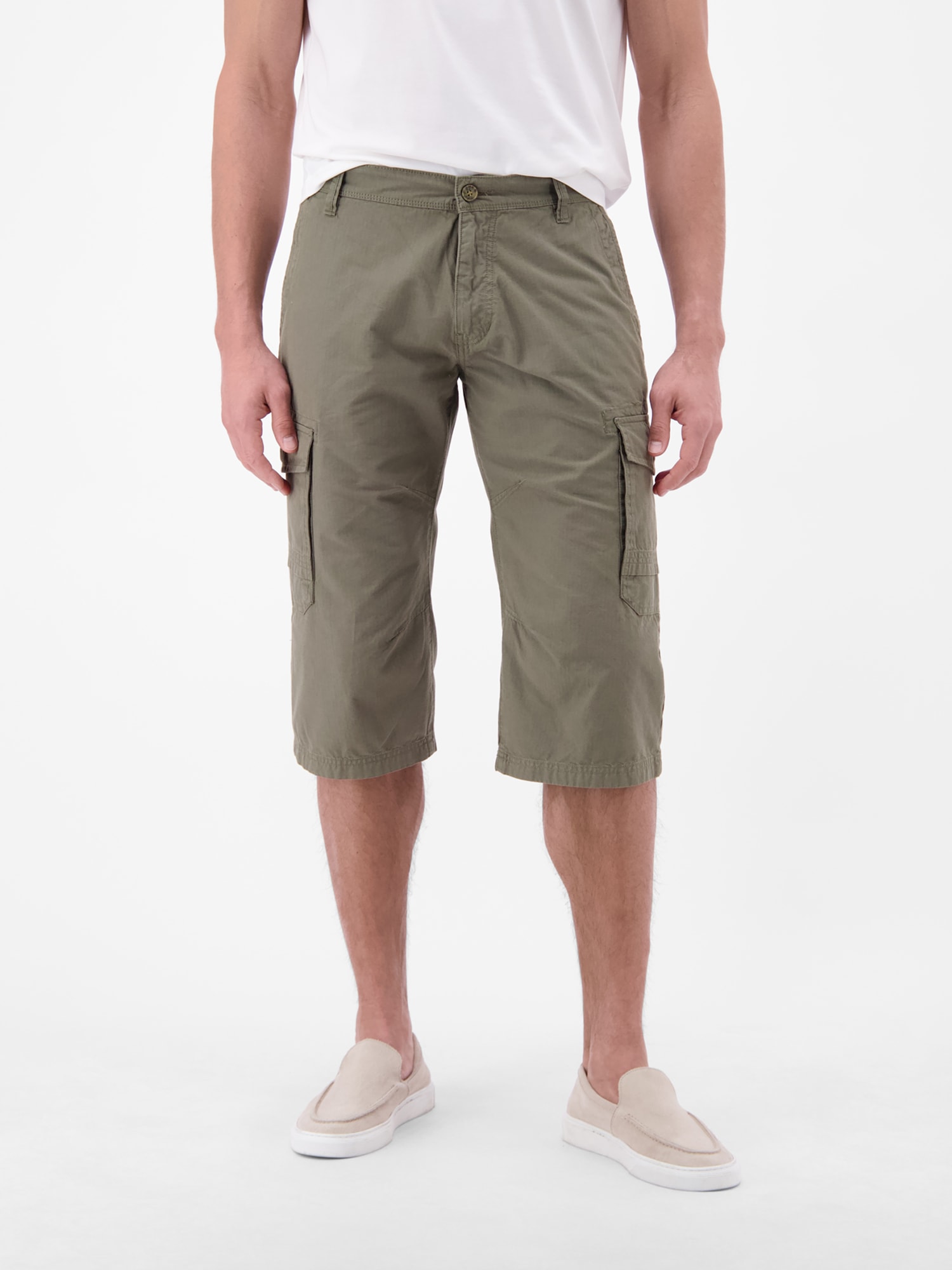 Cargoshorts LERROS "Bermuda mit Cargotaschen, lang geschnitten", Herren, Gr. 34, nordic olive, 100% Baumwolle, Hosen