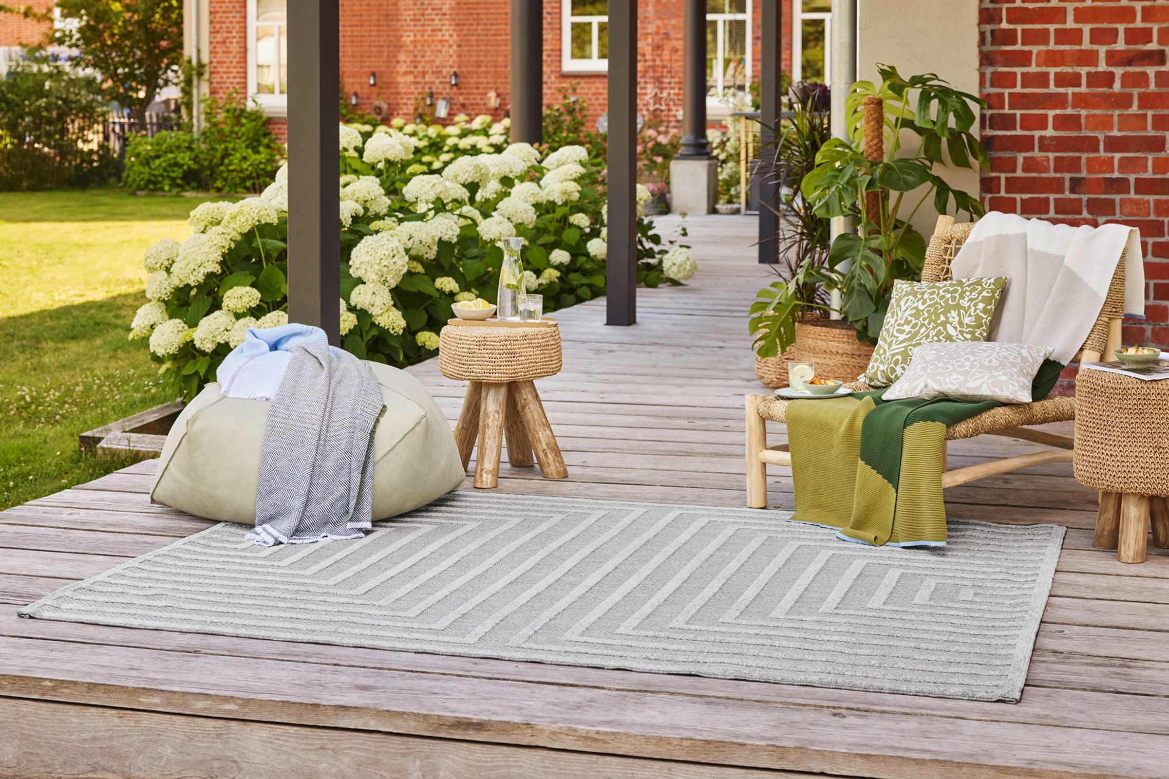 Esprit Outdoorteppich »Carolina  ESP-54227«, rechteckig, 6 mm Höhe, mit Hoch-Tief-Effekt, modern, robust, pflegeleicht, Terrasse, Küche