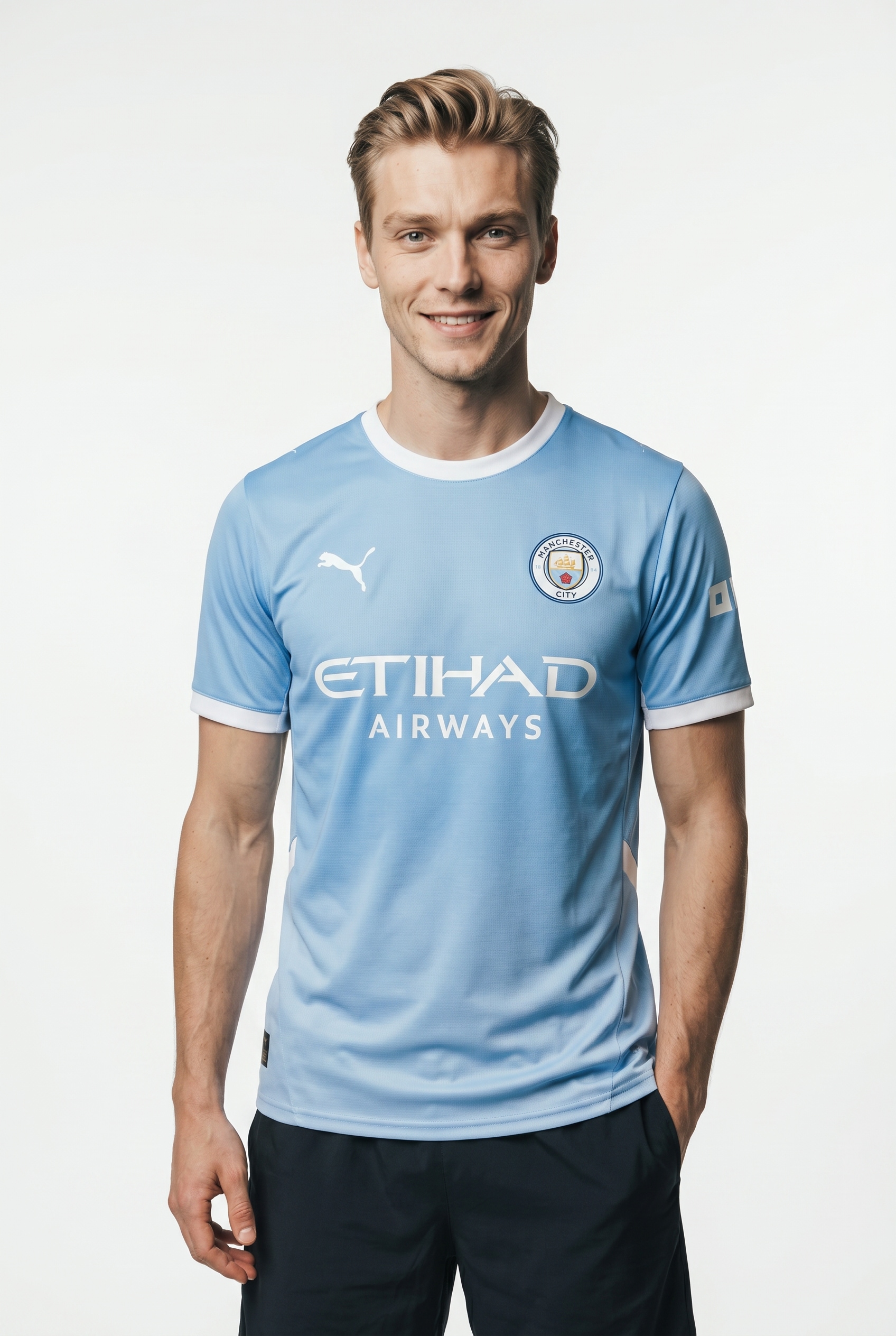 PUMA Fußballtrikot "MCFC HOME JERSEY REPLICA" für Erwachsene, mit Rundhalsausschnitt, kurzärmelig, atmungsaktiv