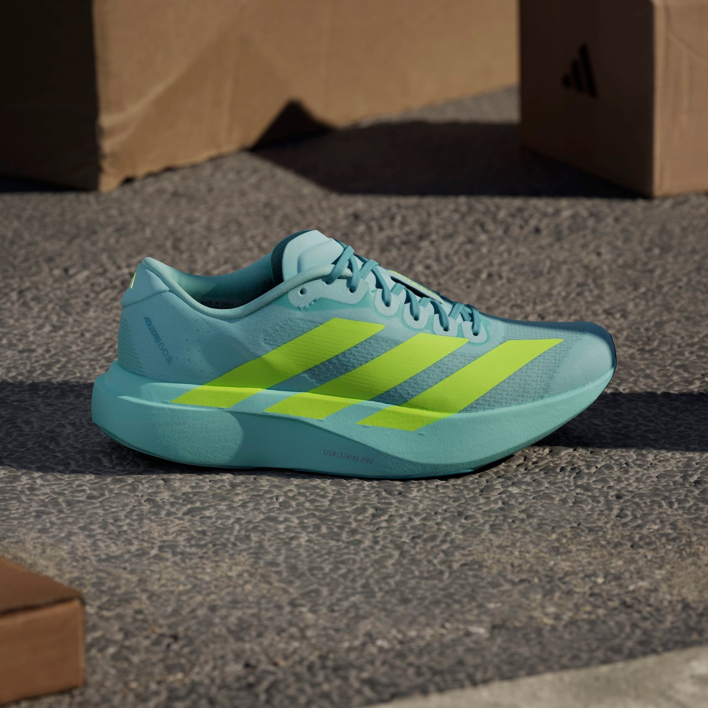 adidas Performance Laufschuh »ADIZERO EVO SL«, angelehnt an das Design vom Adios Pro Evo
