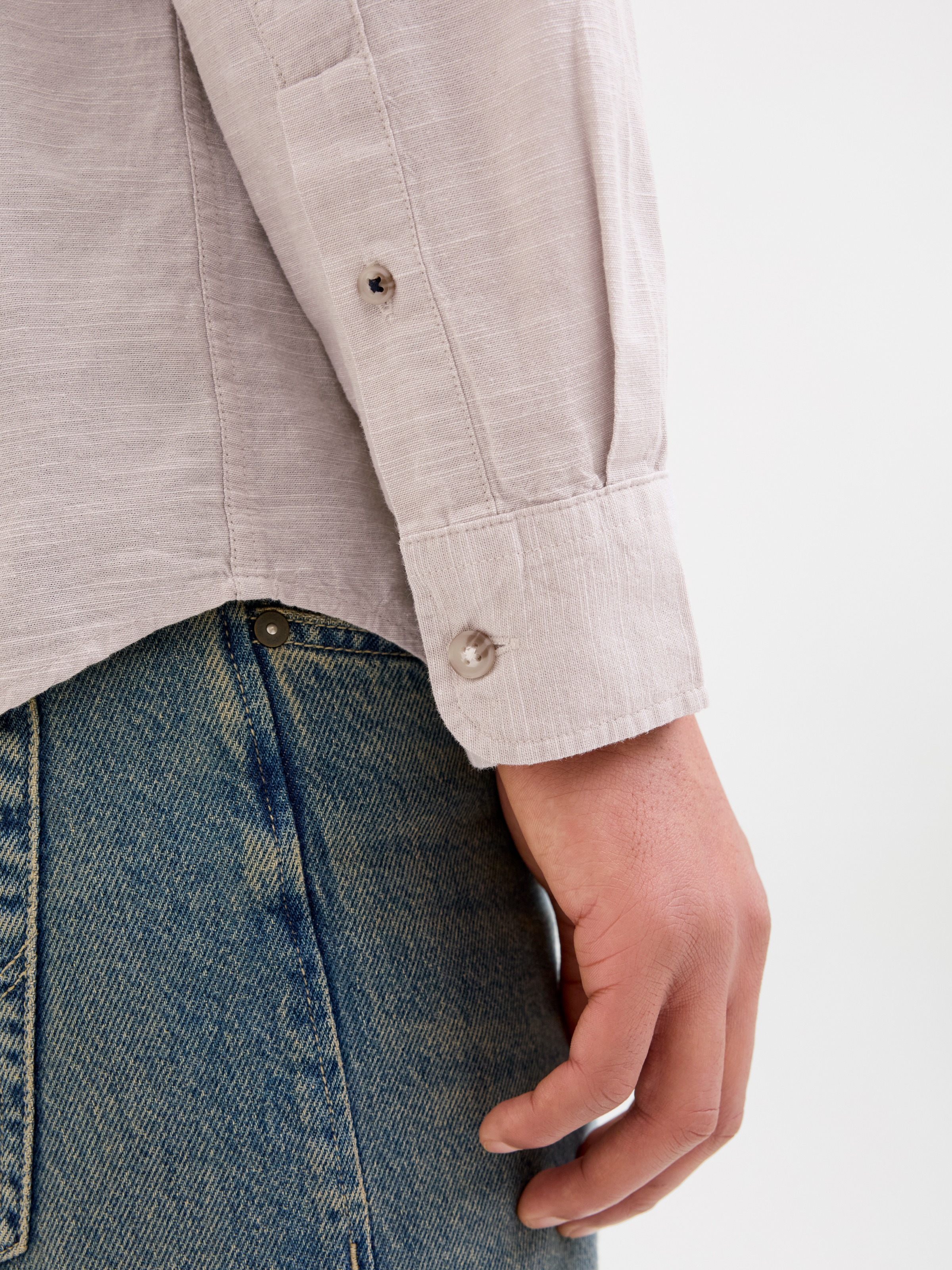 Thumbnail - Jack & Jones "JJESUMMER SHIRT LS SN" mit Hemdkragen