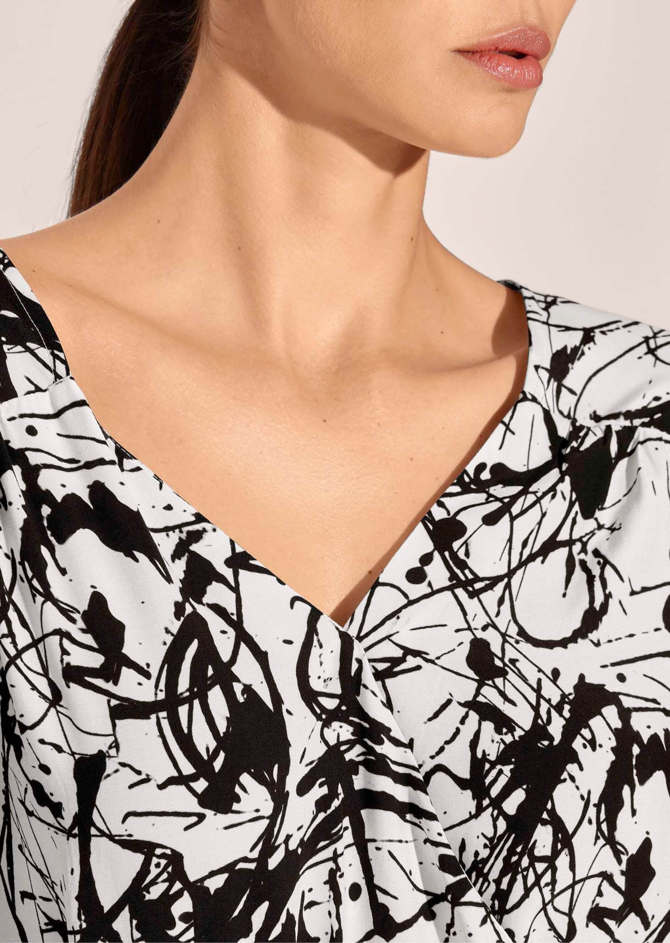 MADELEINE Midikleid »Kleid Kleid mit Unikat-Druck«