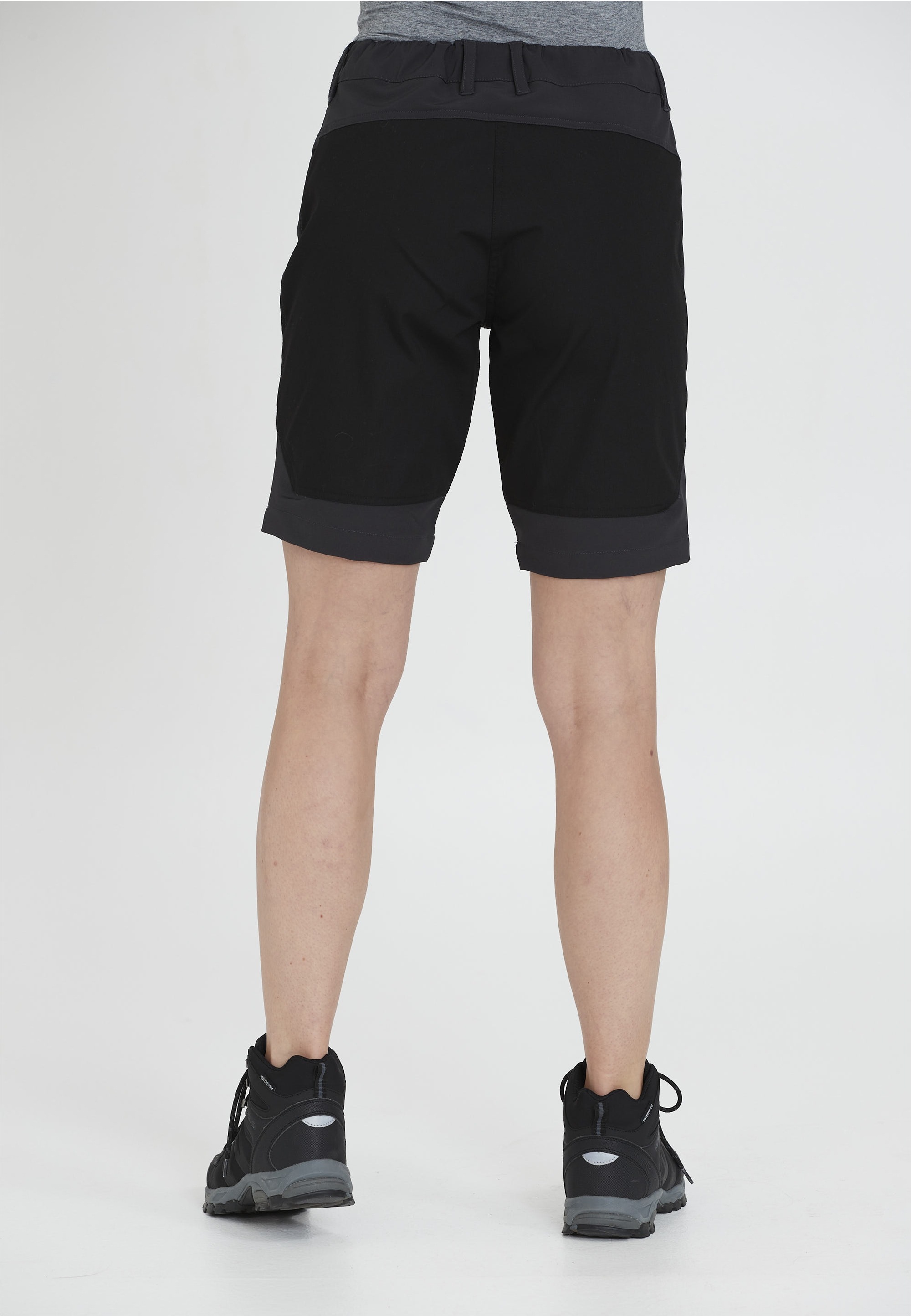 WHISTLER Shorts »Lara«, mit dehnbarem Funktionsstretch