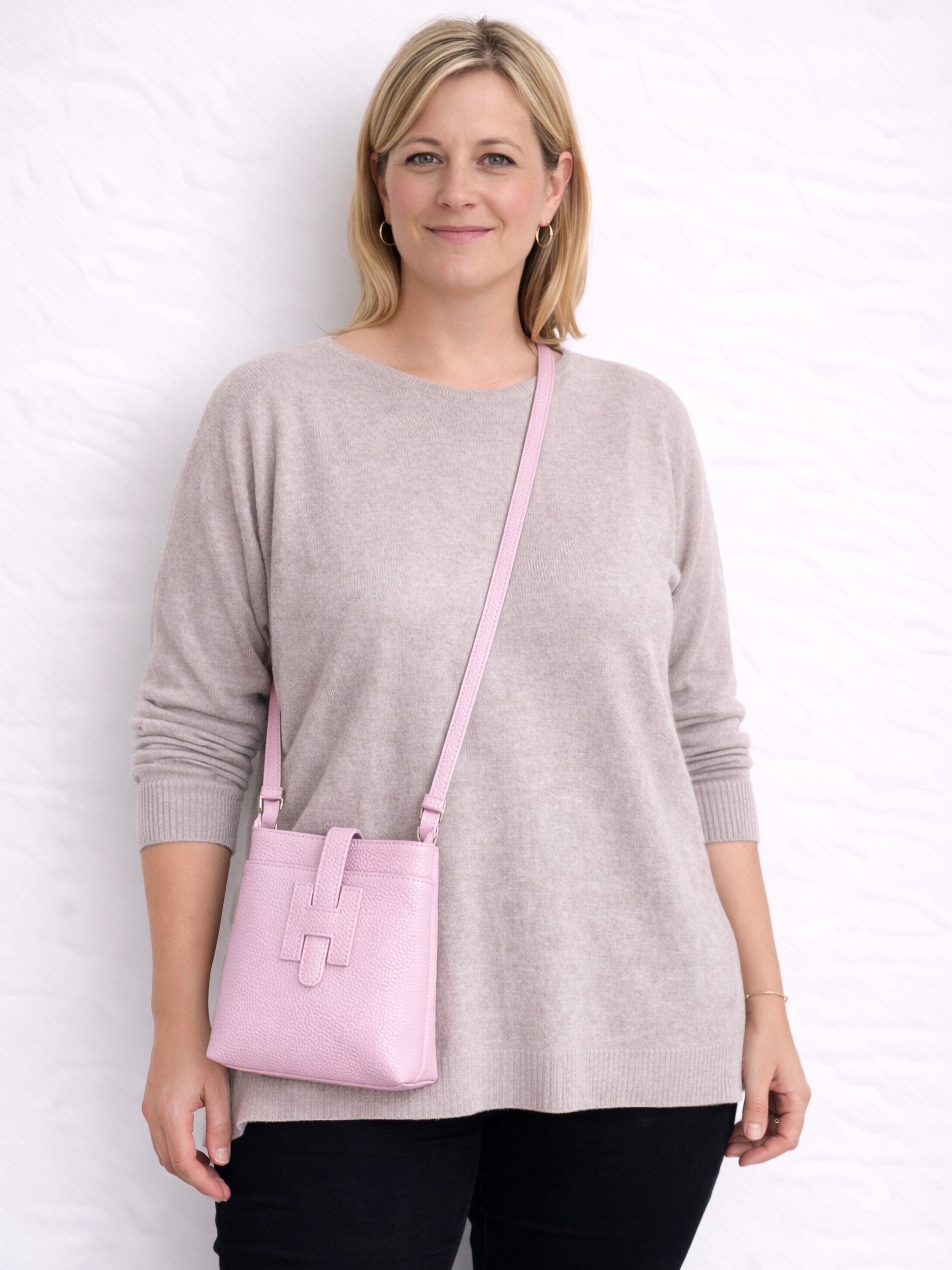 COLLEZIONE ALESSANDRO Umhängetasche »Holunder« aus Rindsleder, Made in Italy