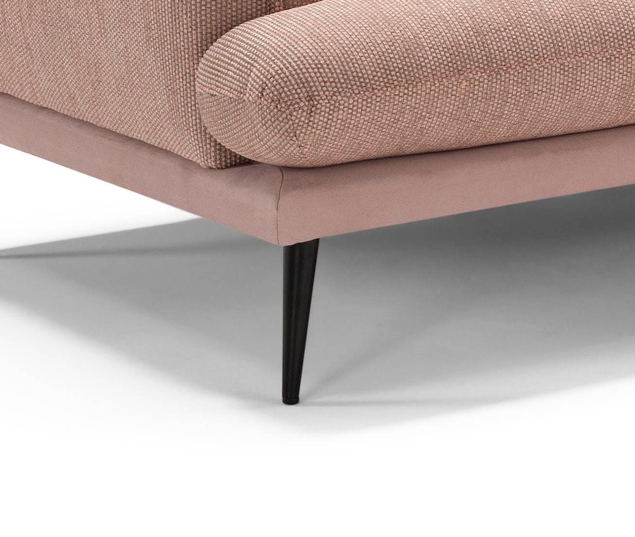 Egoitaliano Ecksofa »FUNNY, hochwertiges und aktuelles Design, bequeme Rückenlehne« toller Sitzkomfort, L-Form