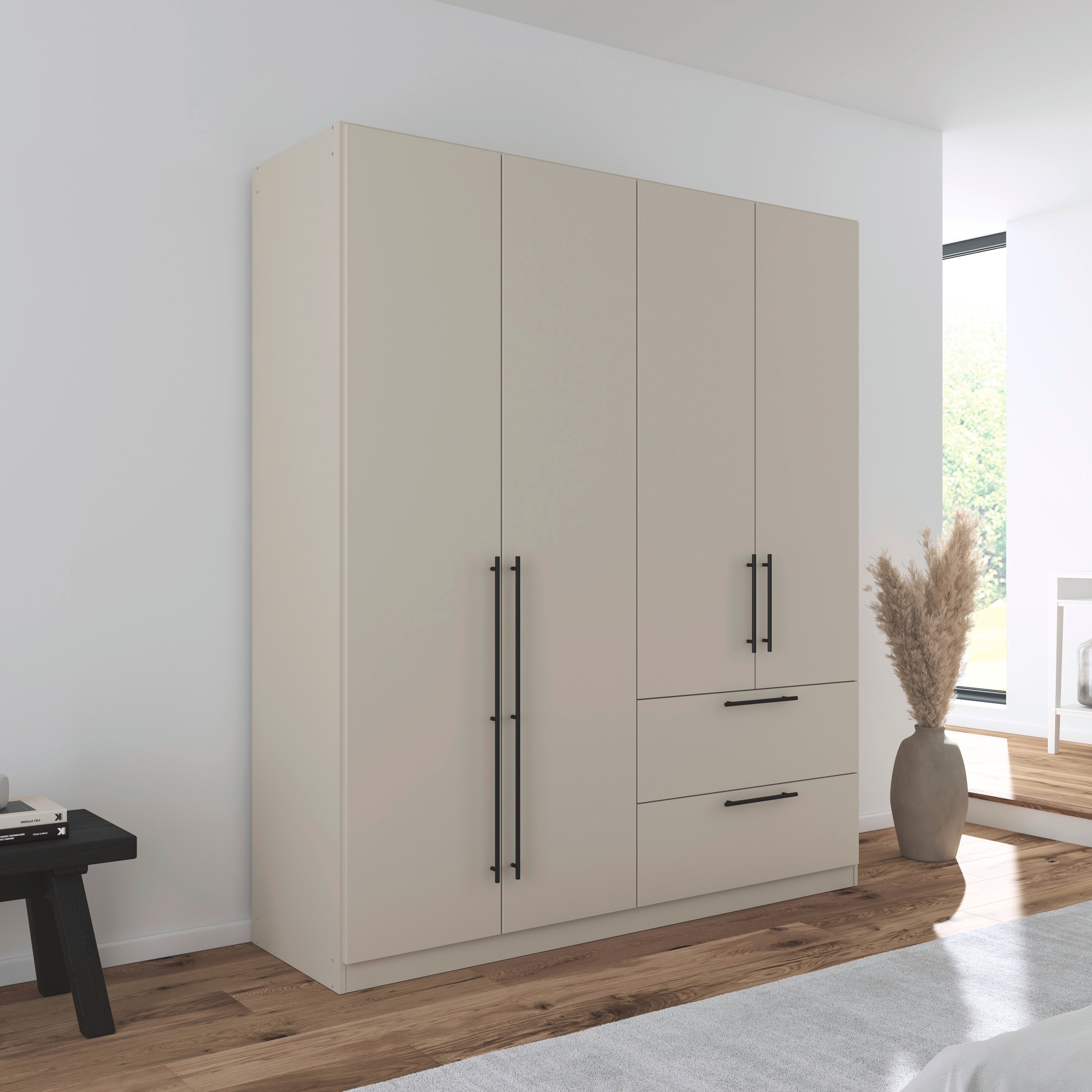 rauch Kleiderschrank »Drehtürenschrank Schrank Garderobe Wäscheschrank Schlafzimmer AVOLA«, (in 3 verschiedenen Ausstattungen BASIC/CLASSIC/PREMIUM), mit hochwertigen Stangengriffen aus Metall in Schwarz MADE IN GERMANY