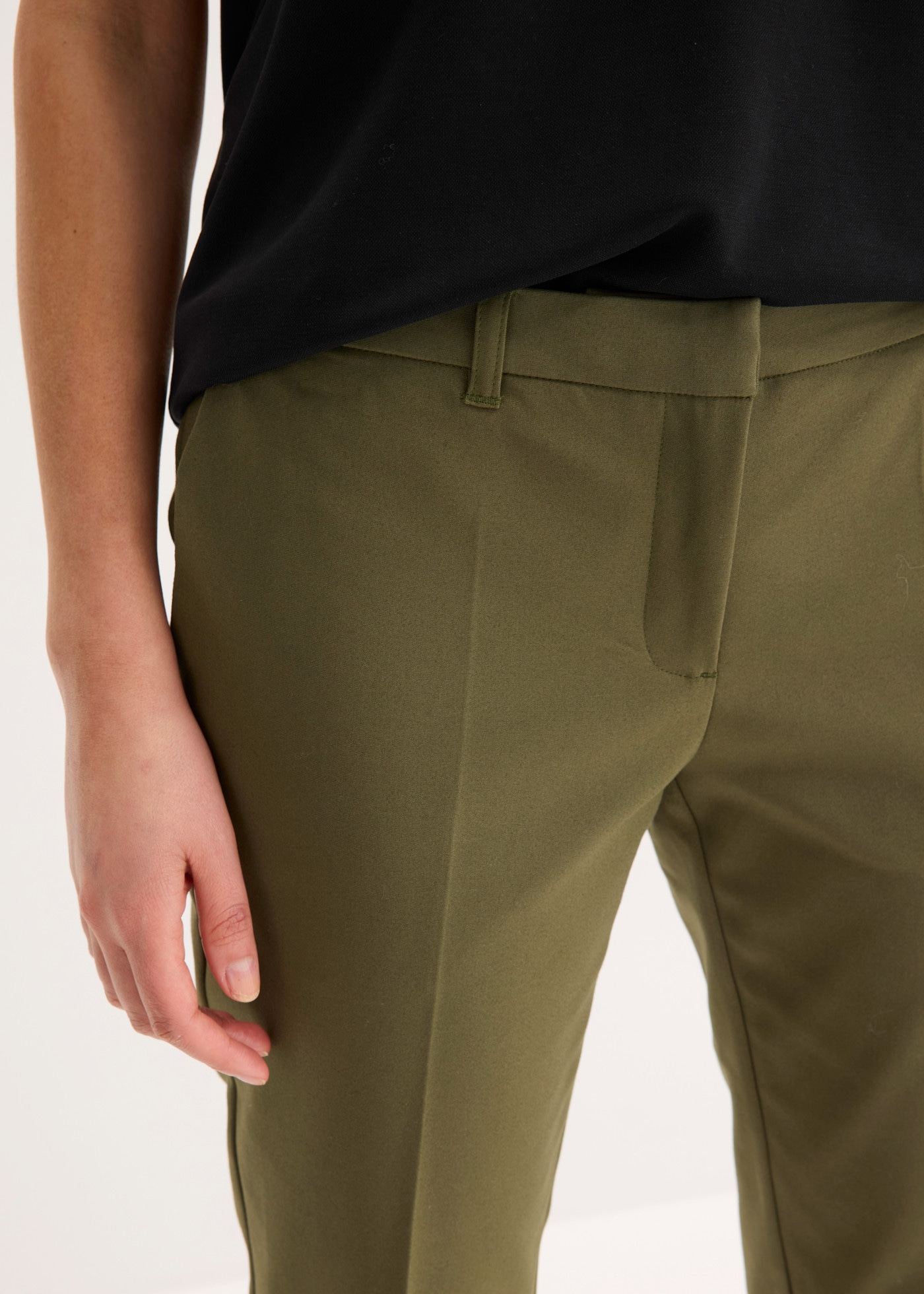 bonprix 7/8-Hose  elegante 7/8-Länge, feminin geschnitten, Regular Fit