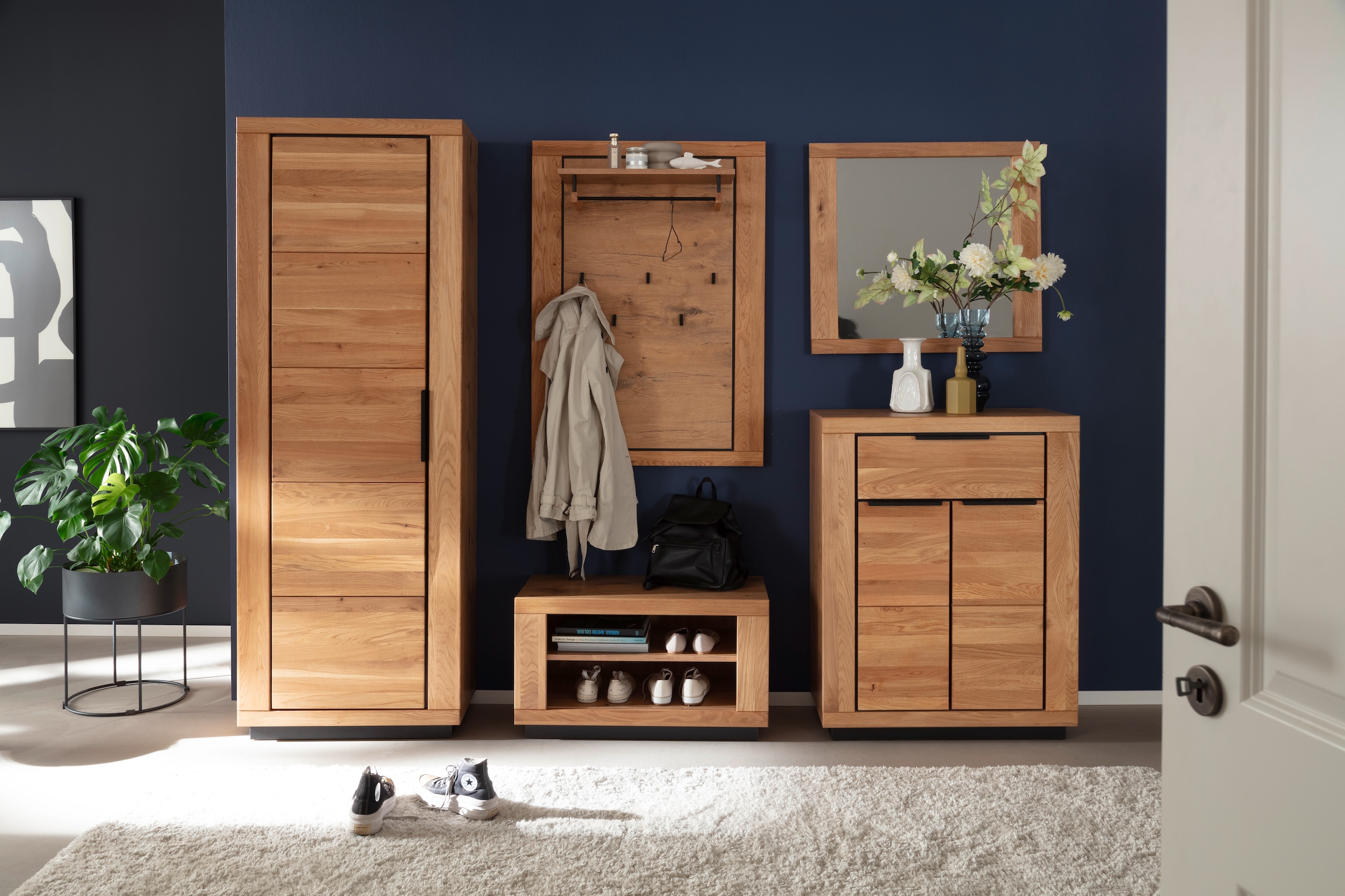 MCA living Garderobenpaneel »Greno Garderobenpaneel Wandgarderobe«, (1 St.), Ablageboden, Garderobenstange aus Metall, 5x Kleiderhaken