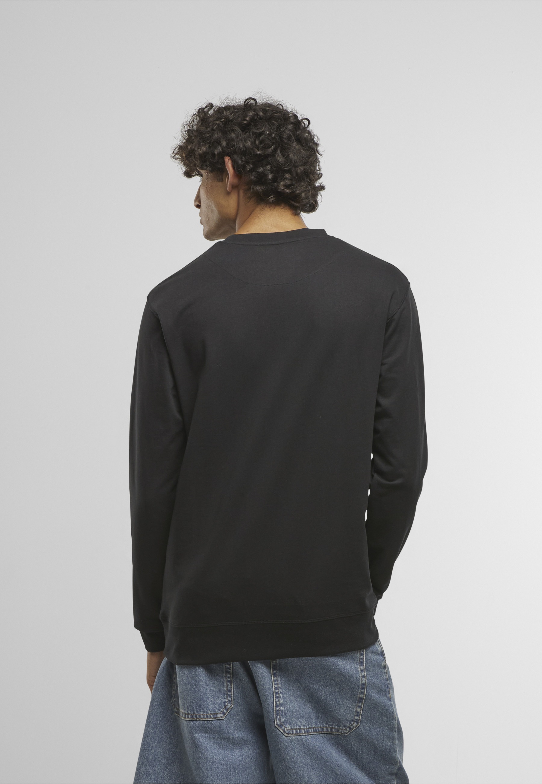 MisterTee Sweater »MisterTee King Sign EMB Light Crew Sweatshirt«, 1 Stk.
