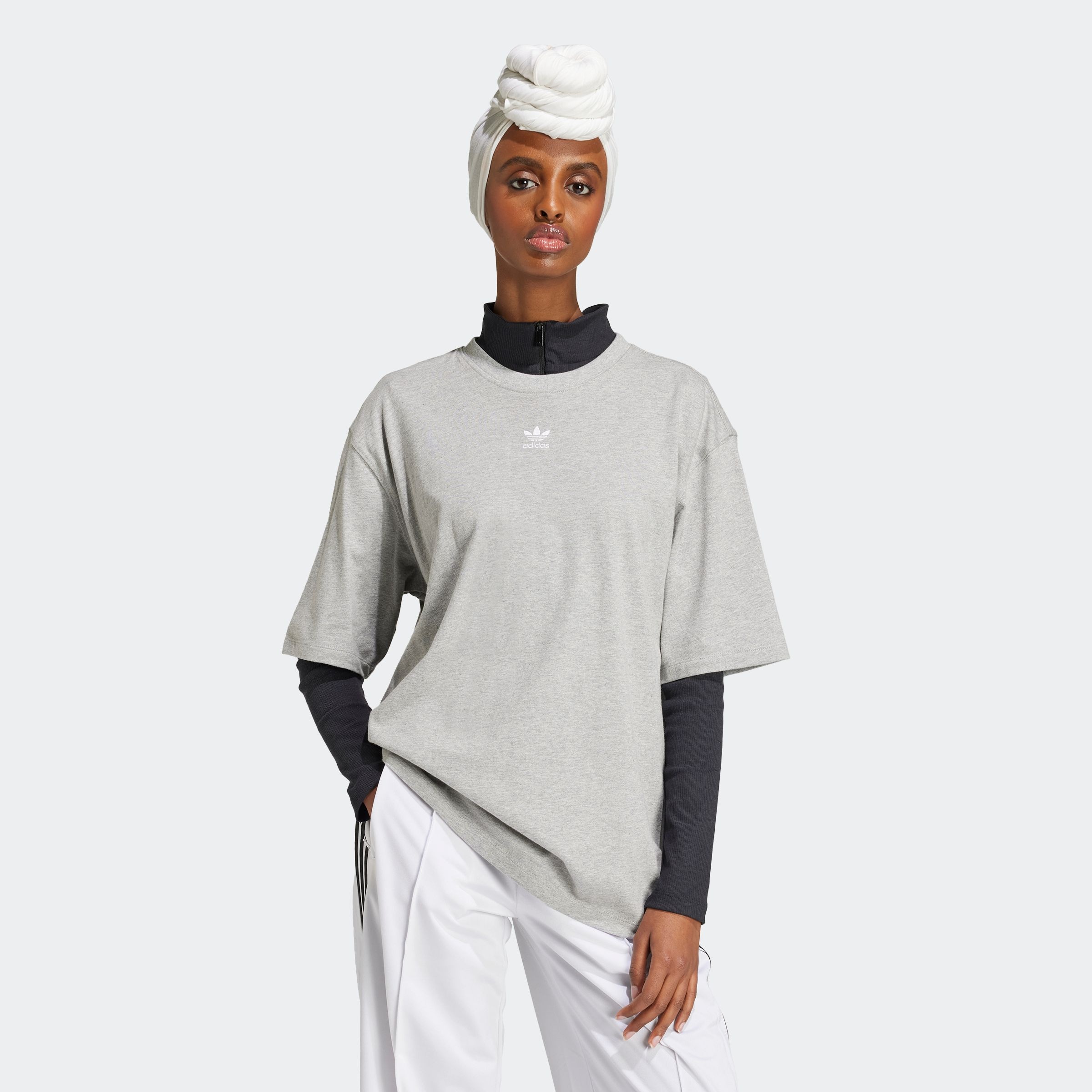 adidas Originals T-Shirt "ESS BOYFR TEE" sportlicher Stil, Kurzarm, aus Bau günstig online kaufen