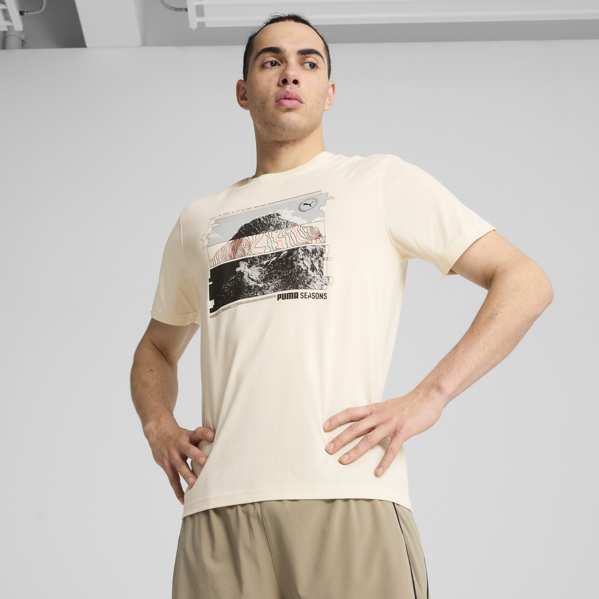 PUMA Laufshirt »GRAPHICS SEASONS Laufshirt Herren«