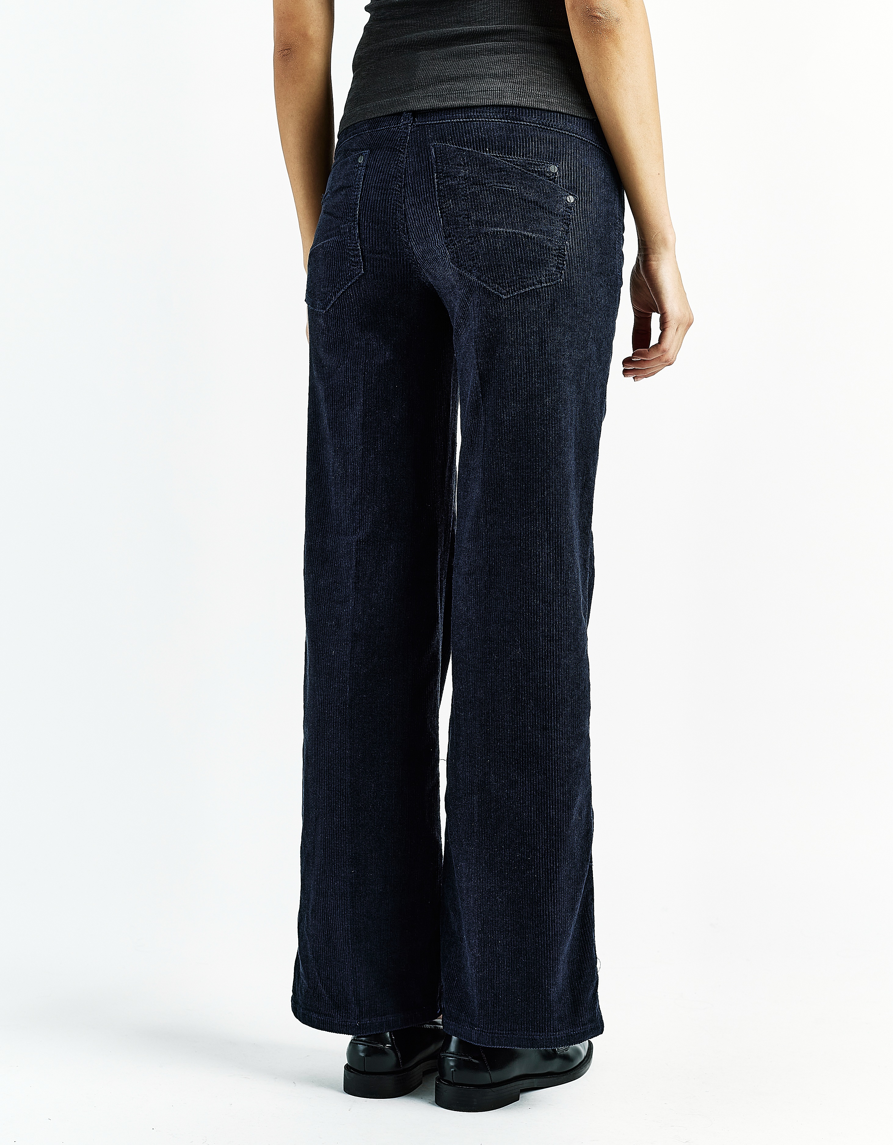 Thumbnail - GANG Cordhose "94AMELIE WIDE" Wide Fit mit geradem Bein