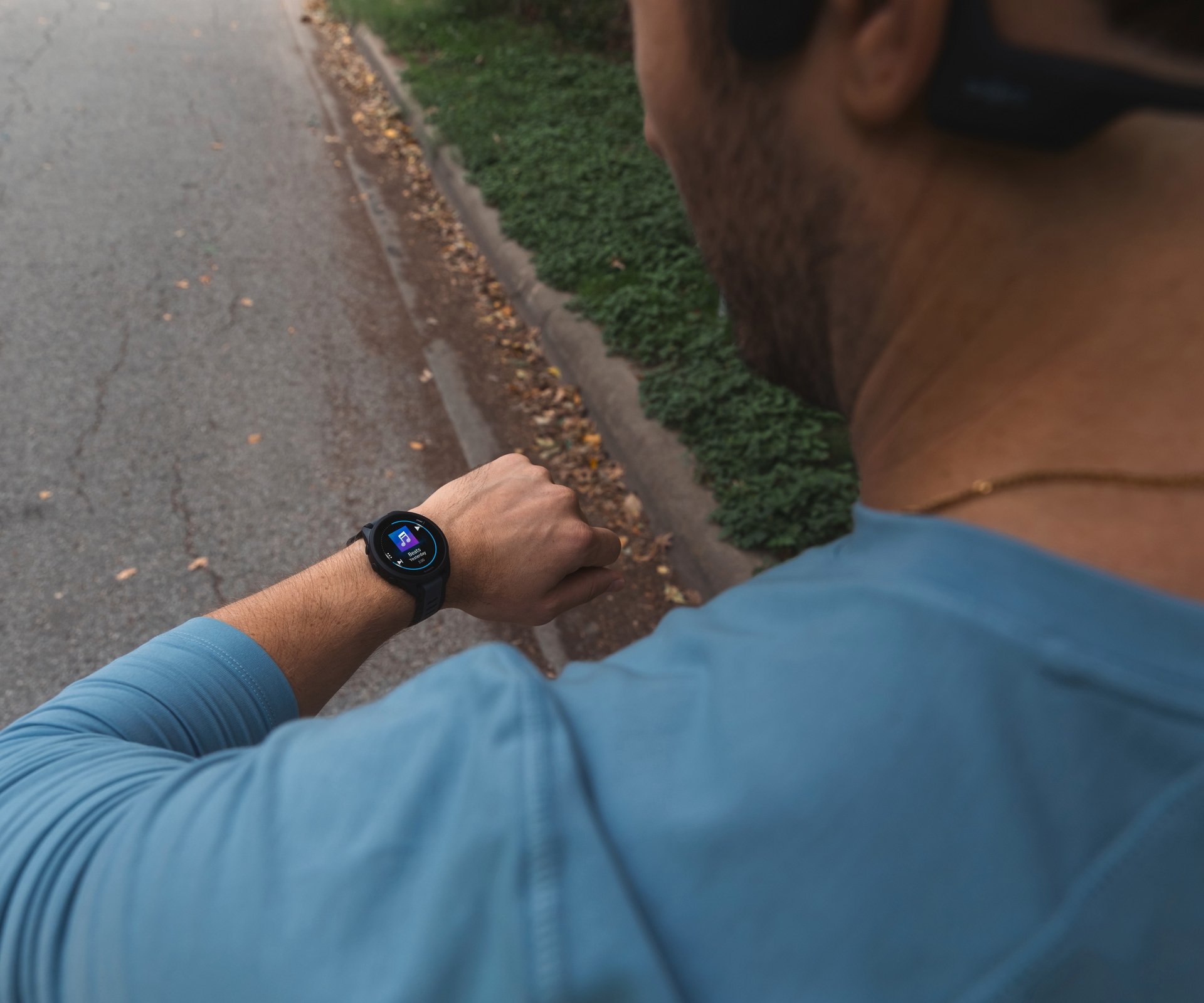 Garmin Smartwatch »Forerunner 165 Music«, (3,04 cm / 1,2 Zoll), 4 GB,)