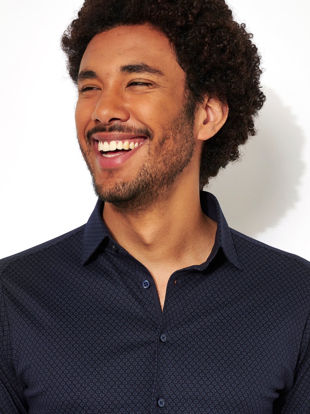 Thumbnail - DESOTO Langarmhemd "Jerseyhemd Casual Kent langarm" Flexibler Stretch, mit Minimal Print, Kentkragen