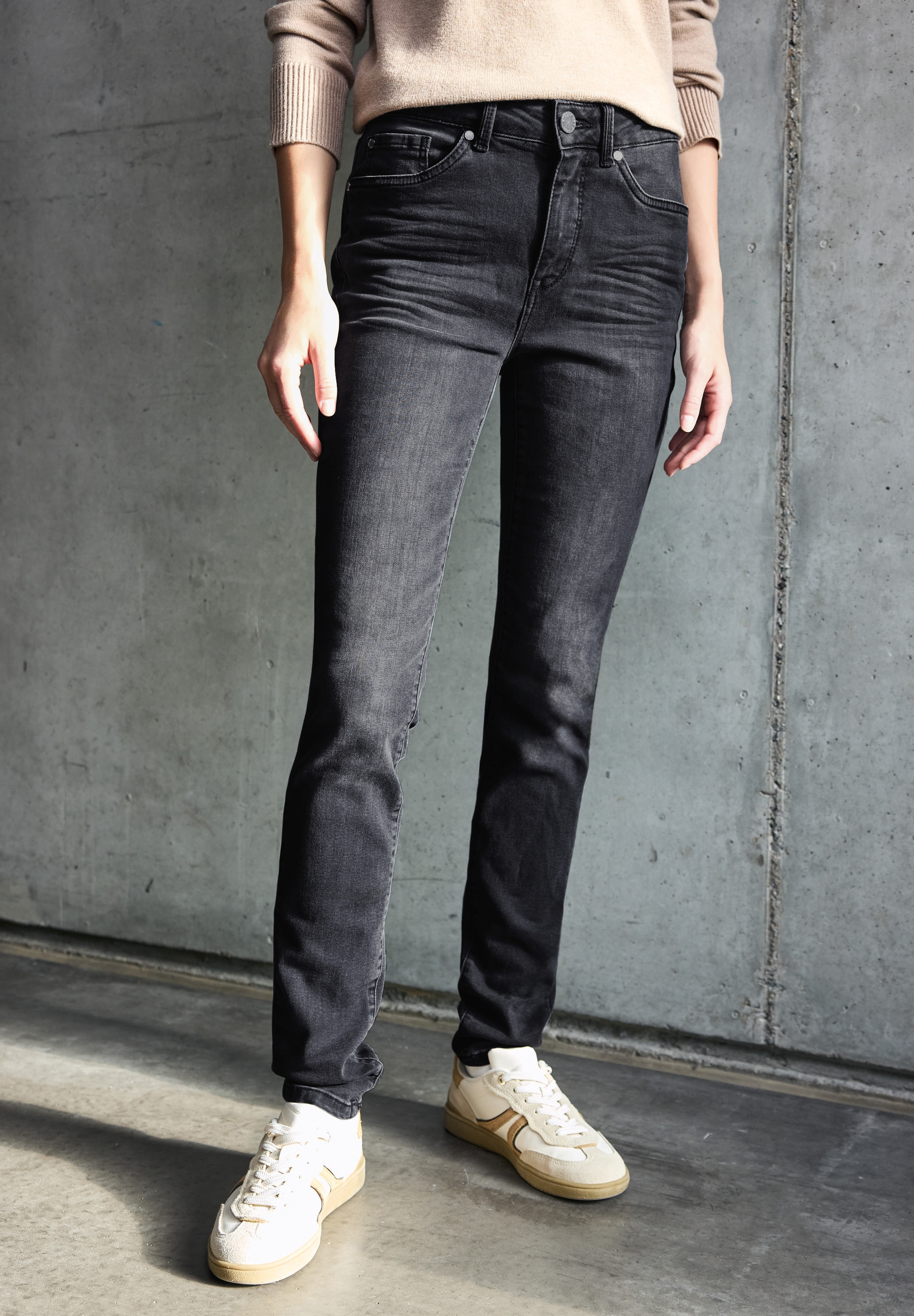 STREET ONE STUDIO Comfort-fit-Jeans aus Baumwolle mit Stretchanteil