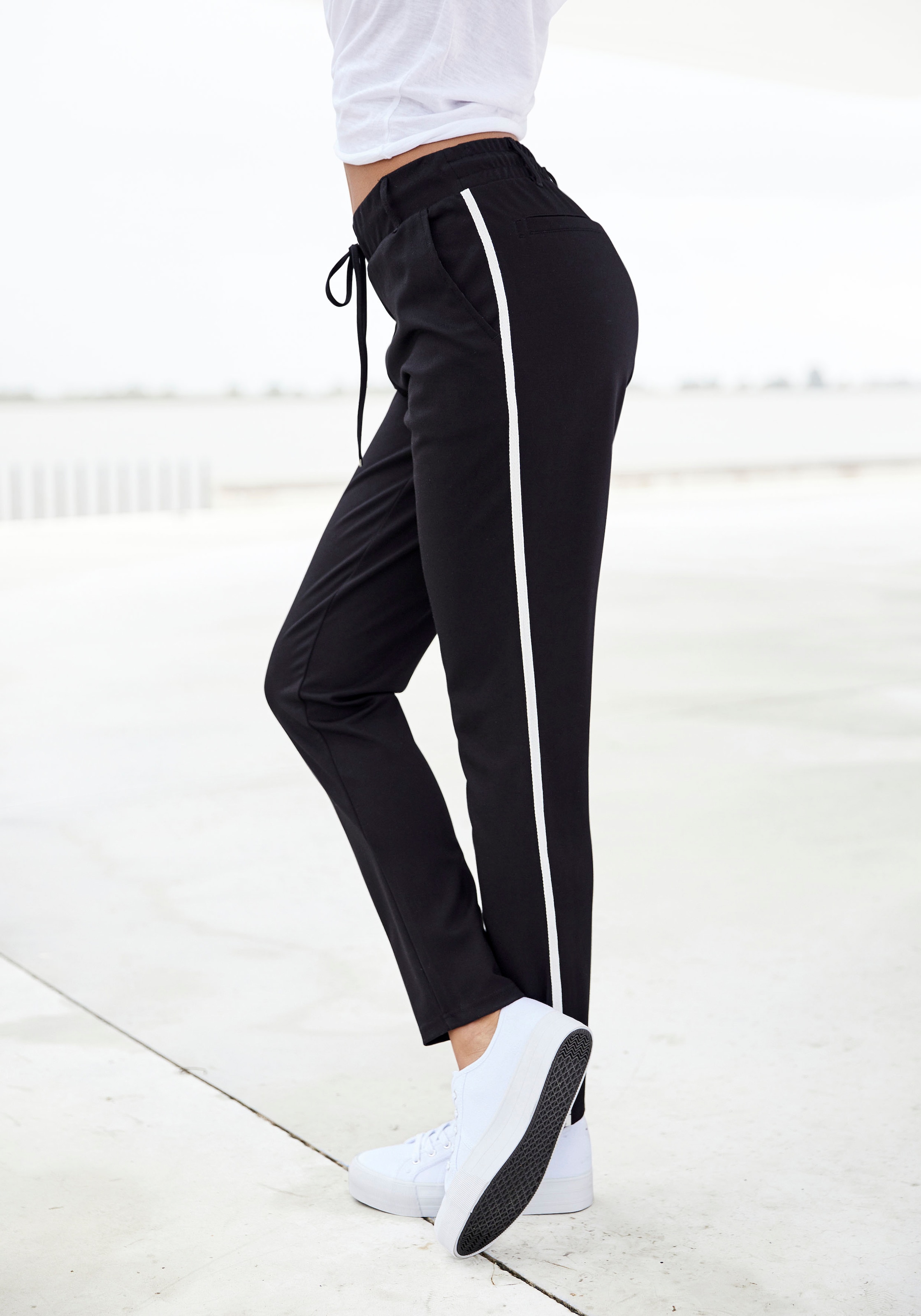BAUR kaufen ▷ Winter & Pants Track für schwarz Frauen | Joggpants 2024