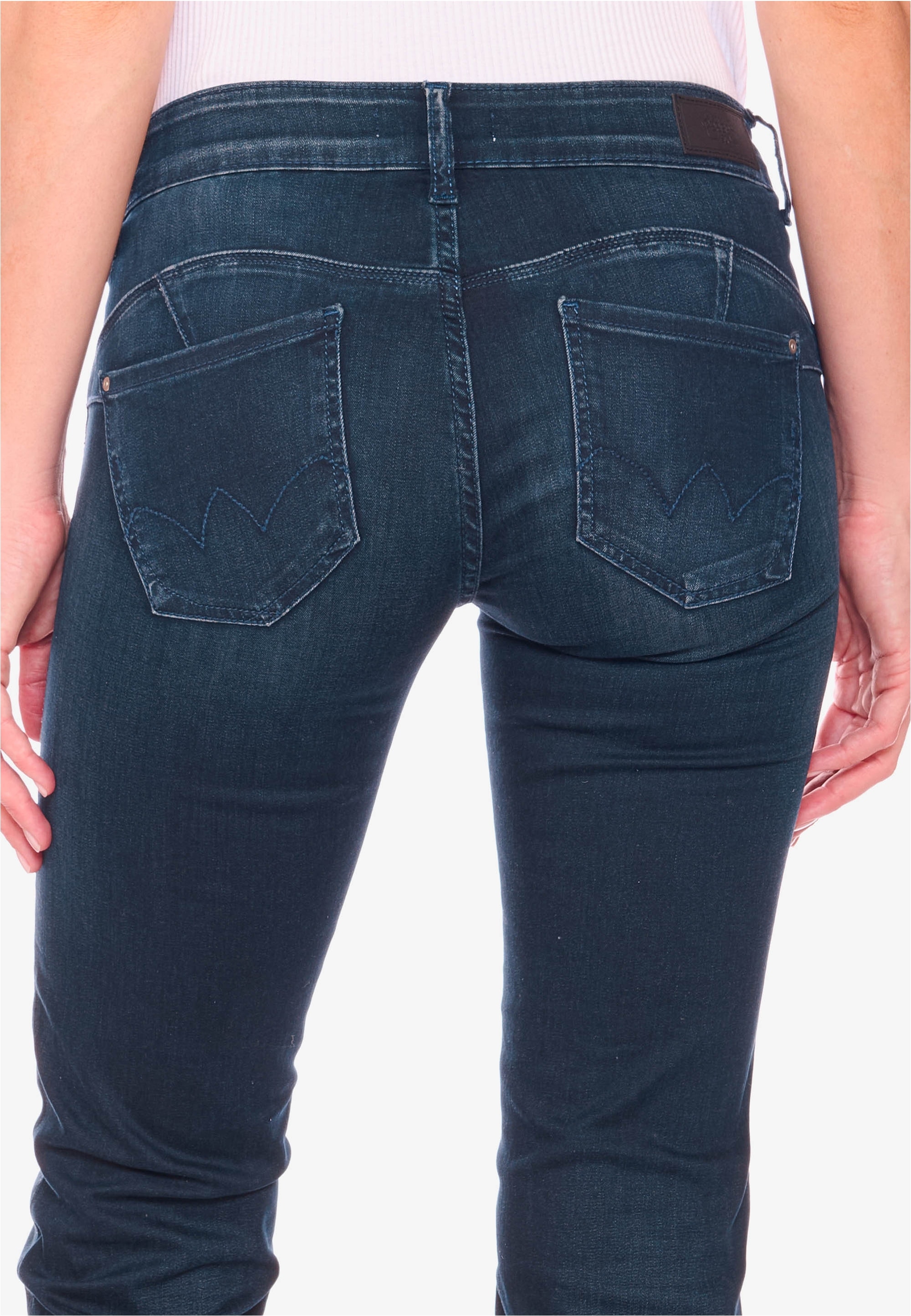 Le Temps Des Cerises Slim-fit-Jeans »PULP«, mit eng anliegendem Slim Fit-Schnitt