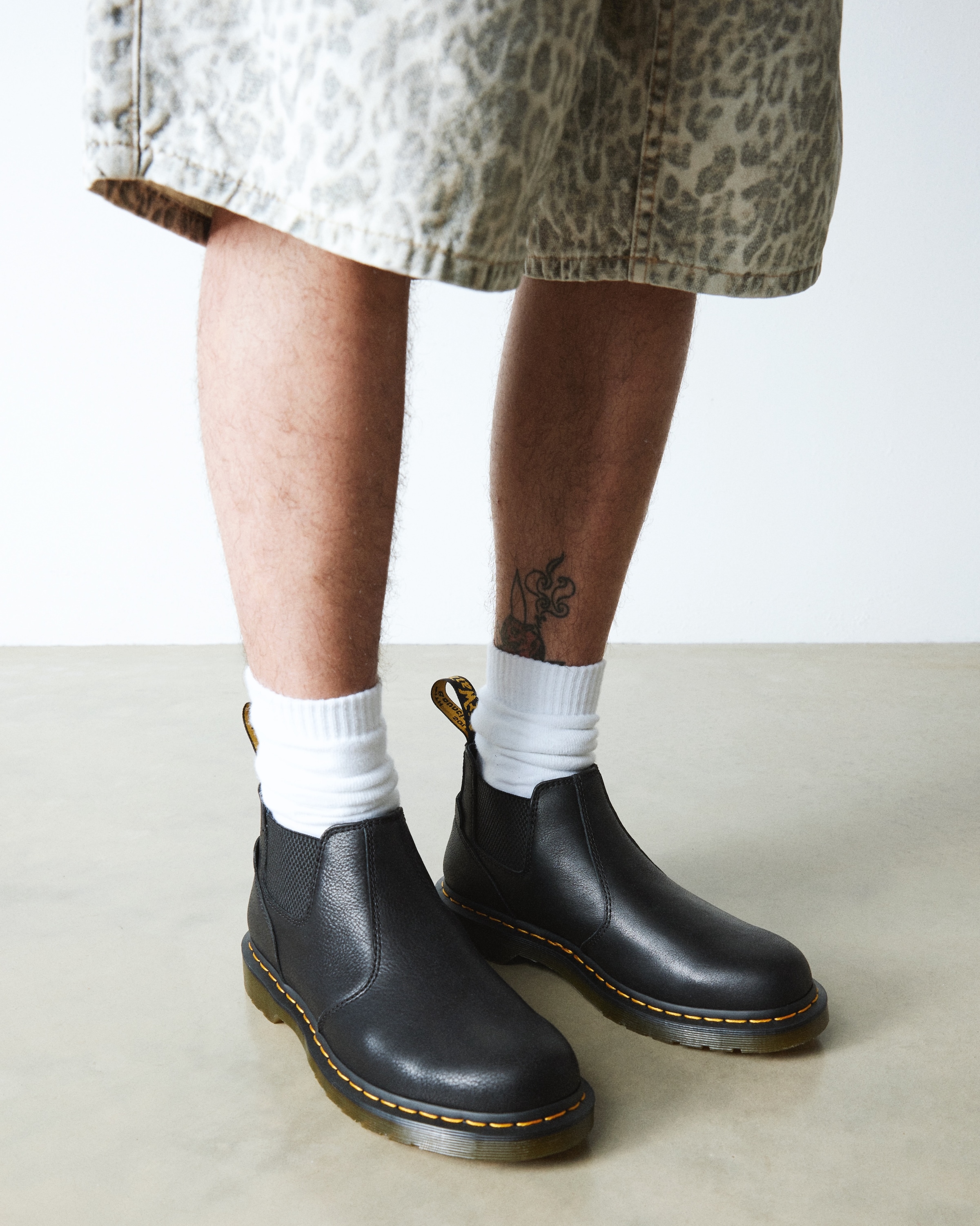 DR. MARTENS Chelseaboots »2976«, Chukka, Boots, Schlupfstiefel mit Stretcheinsatz