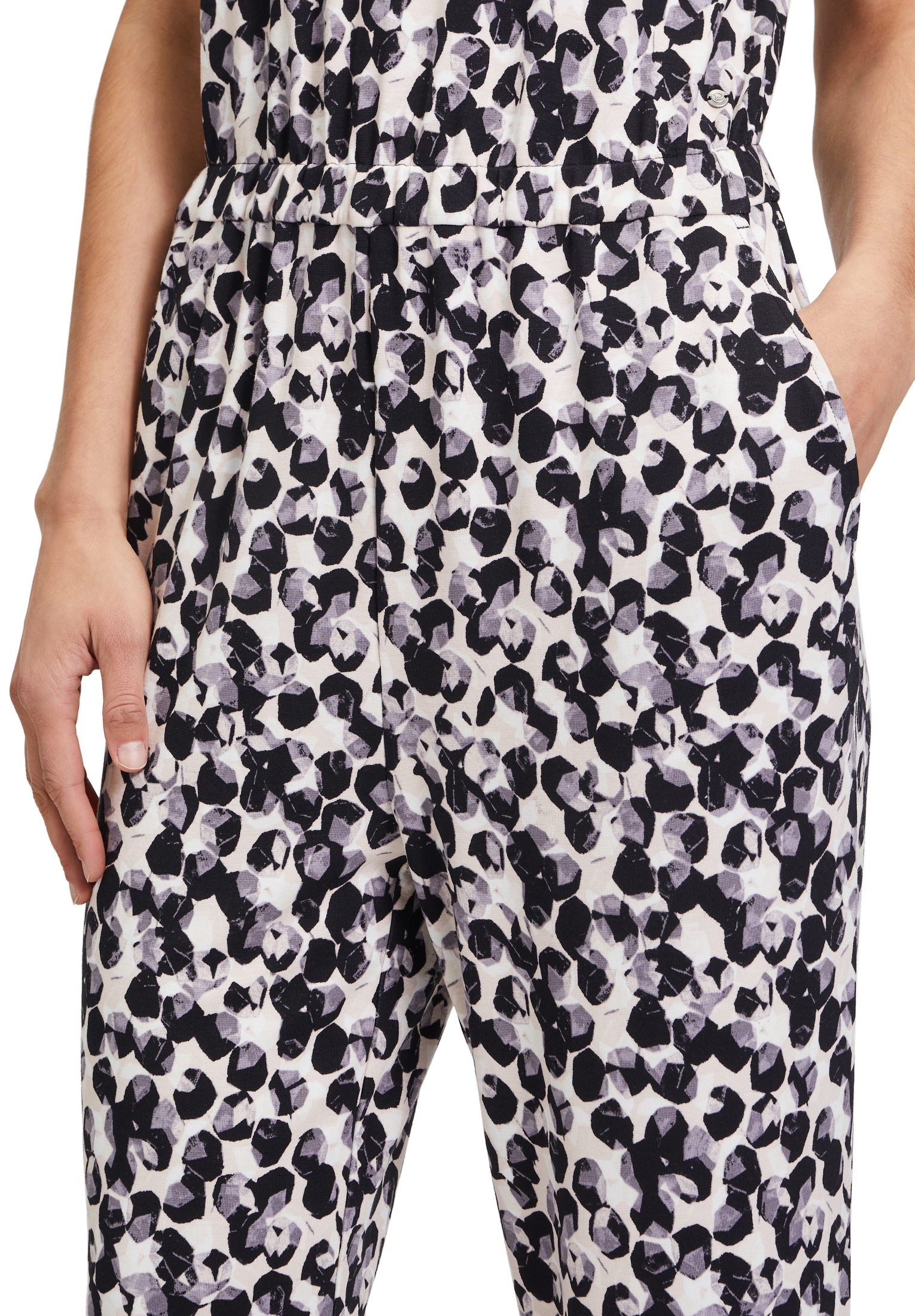 Betty&Co Overall »Betty & Co Jumpsuit mit Rundhalsausschnitt«, (1 tlg.), Druck