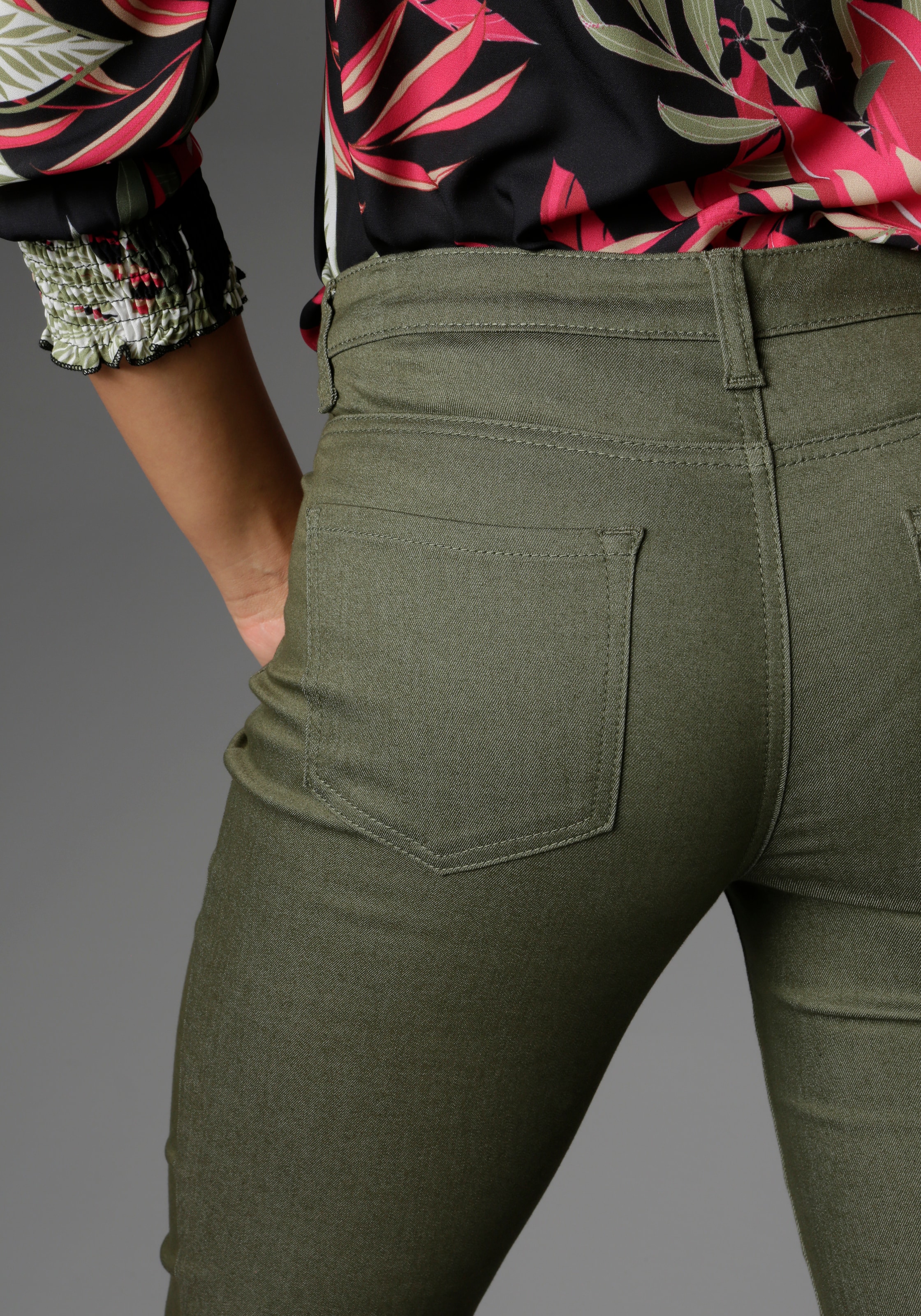 cropped Straight-Jeans, SELECTED in BAUR Länge Aniston | für bestellen verkürzter