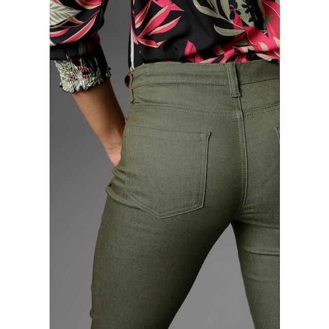 Aniston SELECTED Straight-Jeans, in verkürzter cropped Länge für bestellen  | BAUR