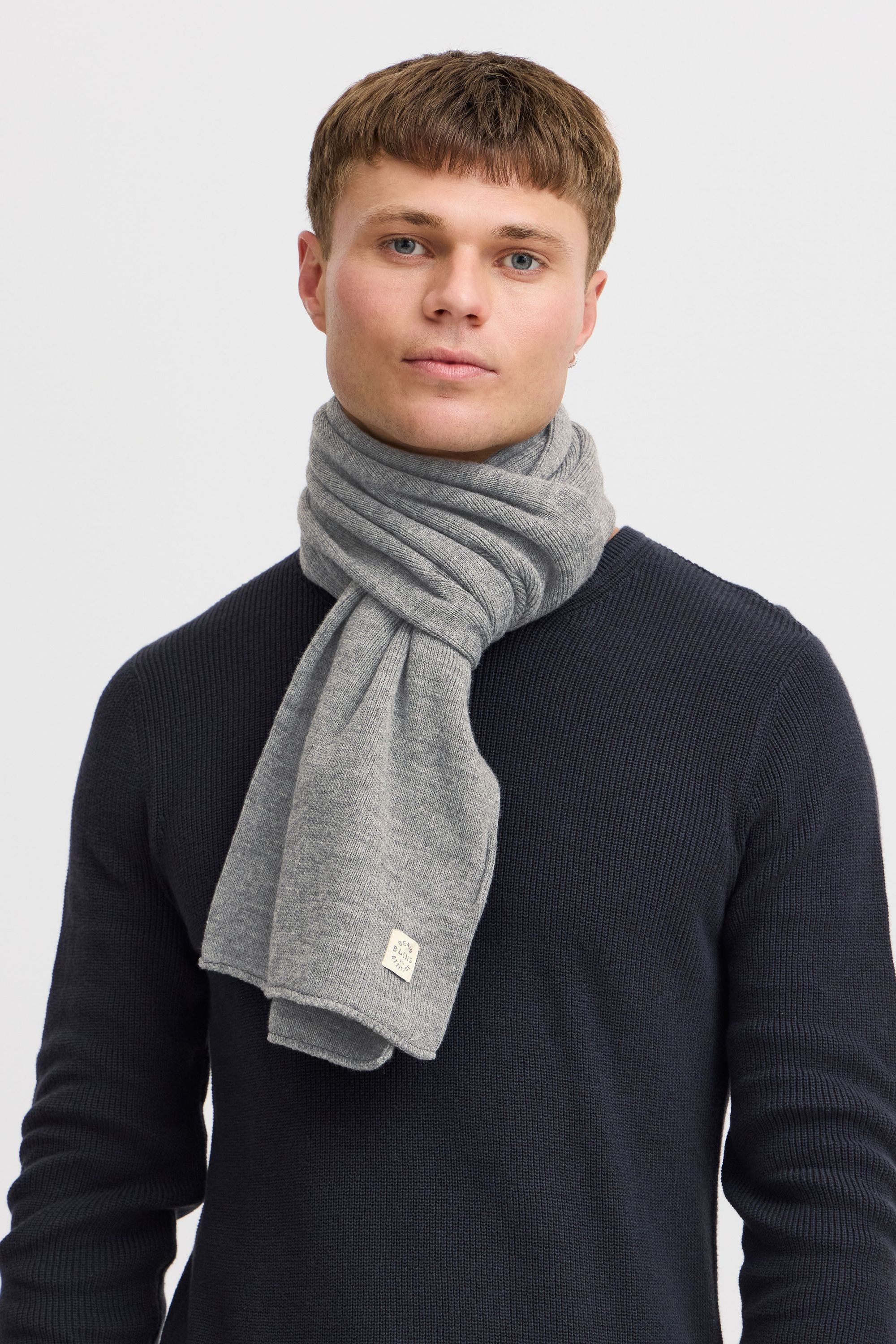 Blend Strickschal "BHScar", Schal mit Logobadge günstig online kaufen