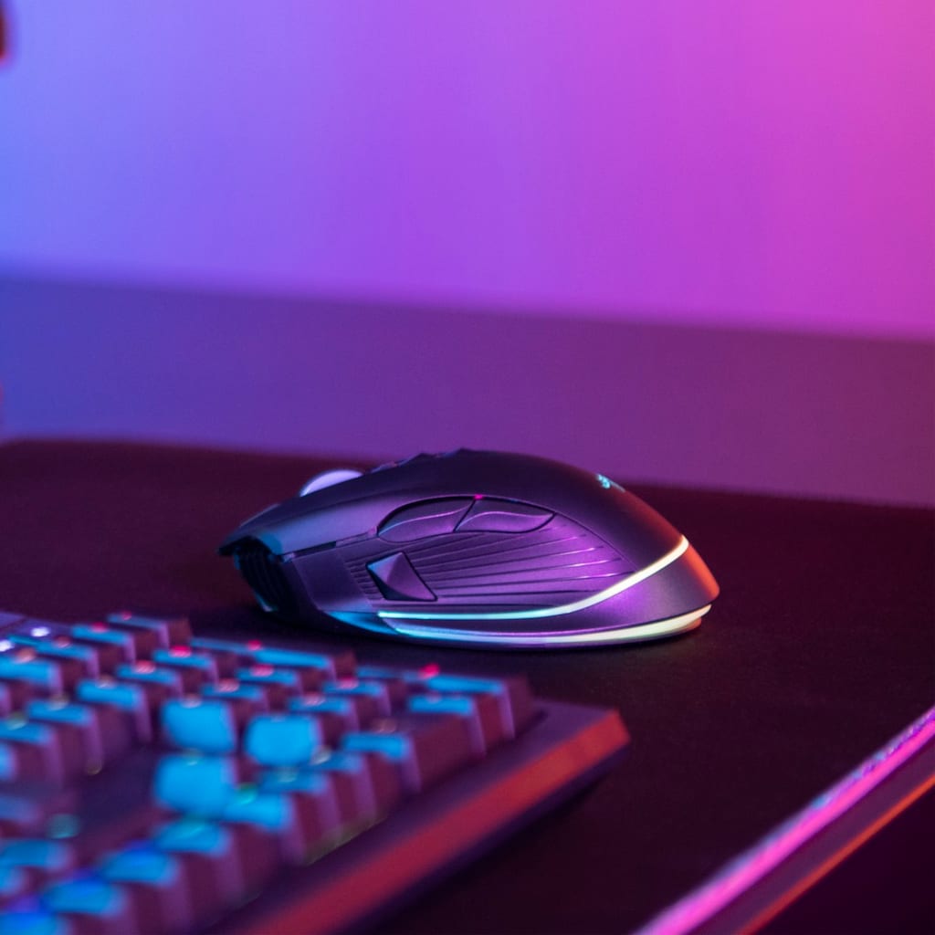 uRage Gaming-Maus »PC Gaming Maus kabellos, ergonomisch, optisch, Rechtshänder, Schwarz«, Funk