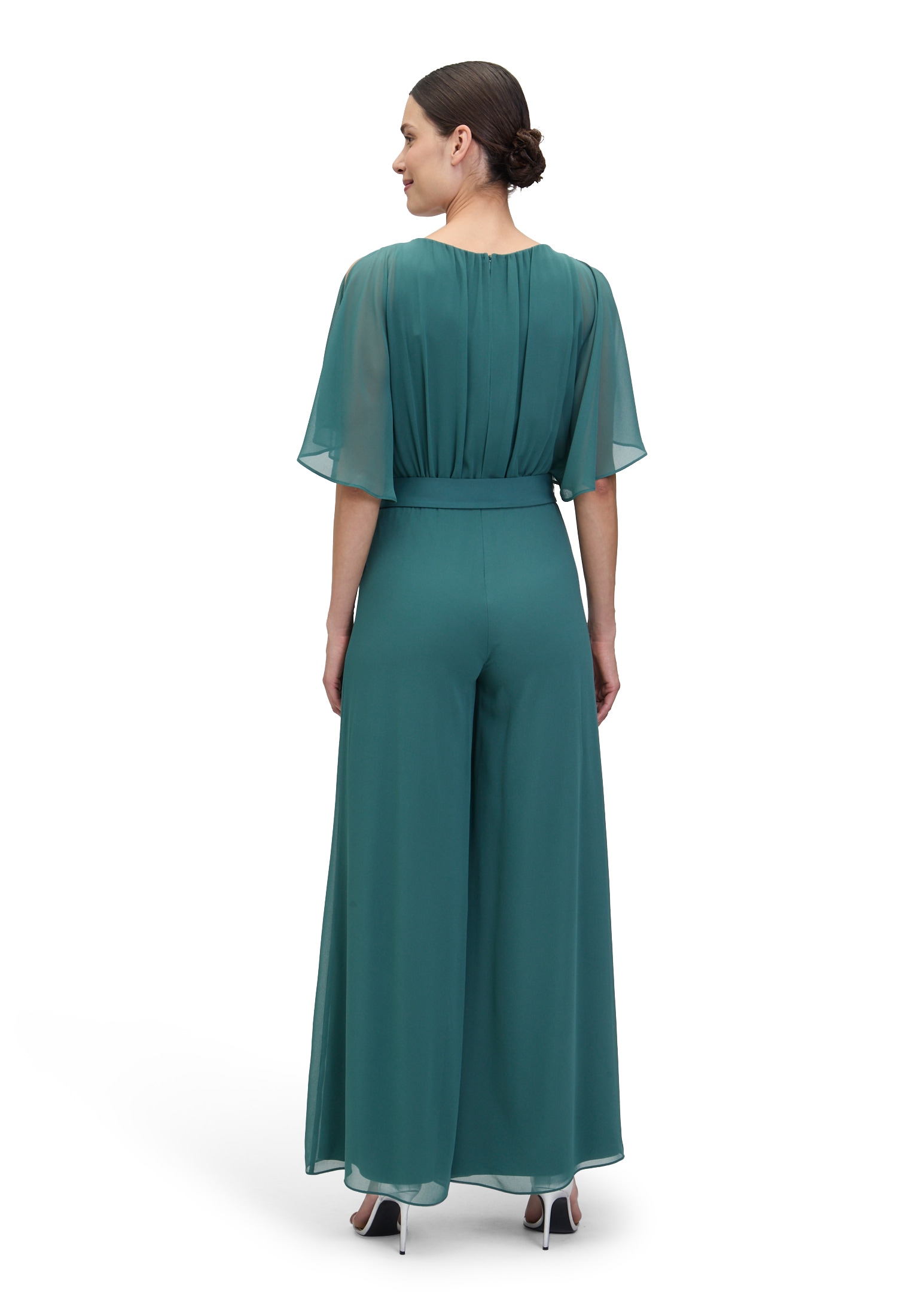 Vera Mont Overall »Vera Mont Jumpsuit mit Bindegürtel«, (1 tlg.), Design
