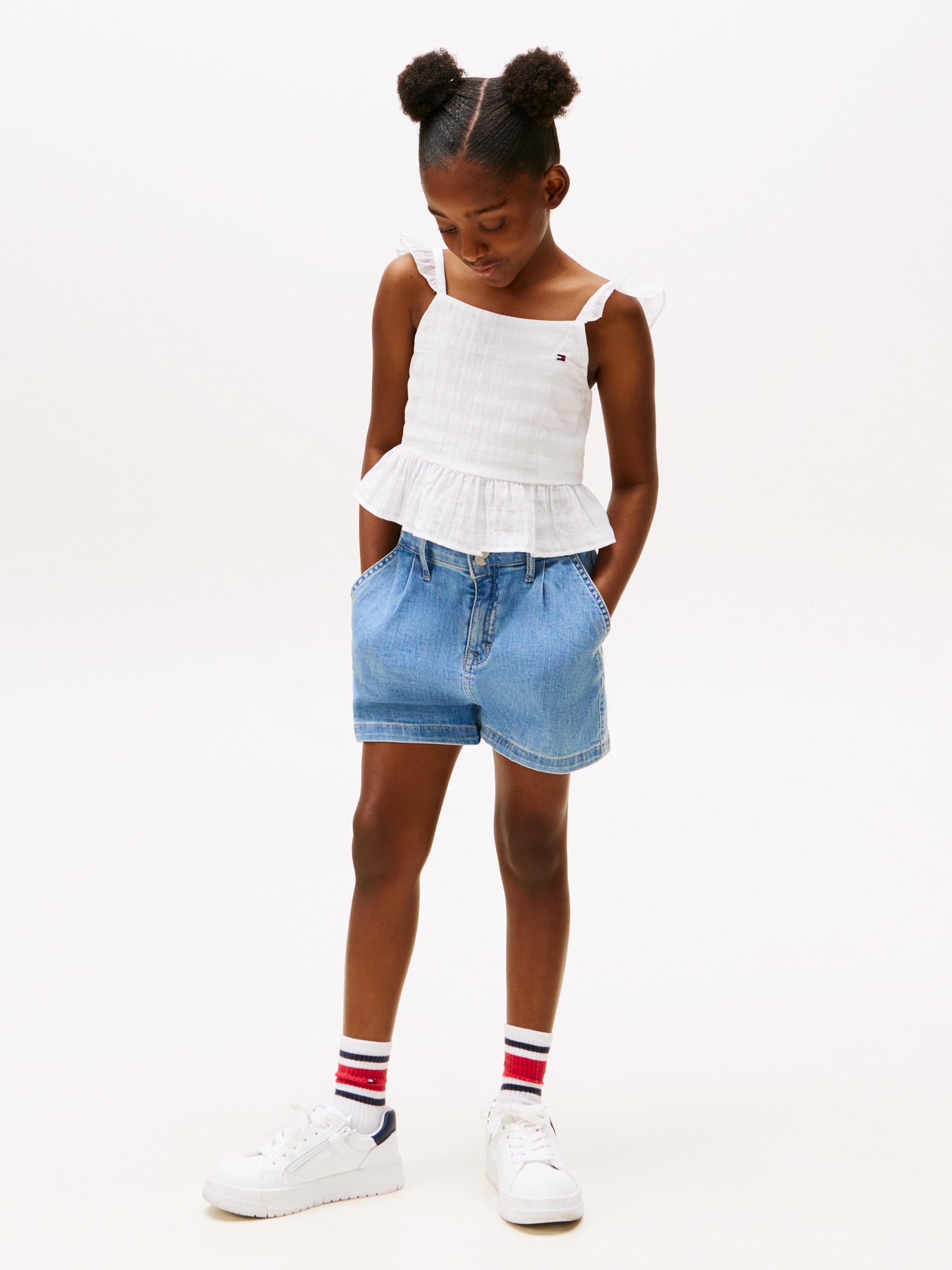 Tommy Hilfiger Trägertop »TEXTURED COTTON TOP SLVLS«, mit Stickerei, mit Rüschen