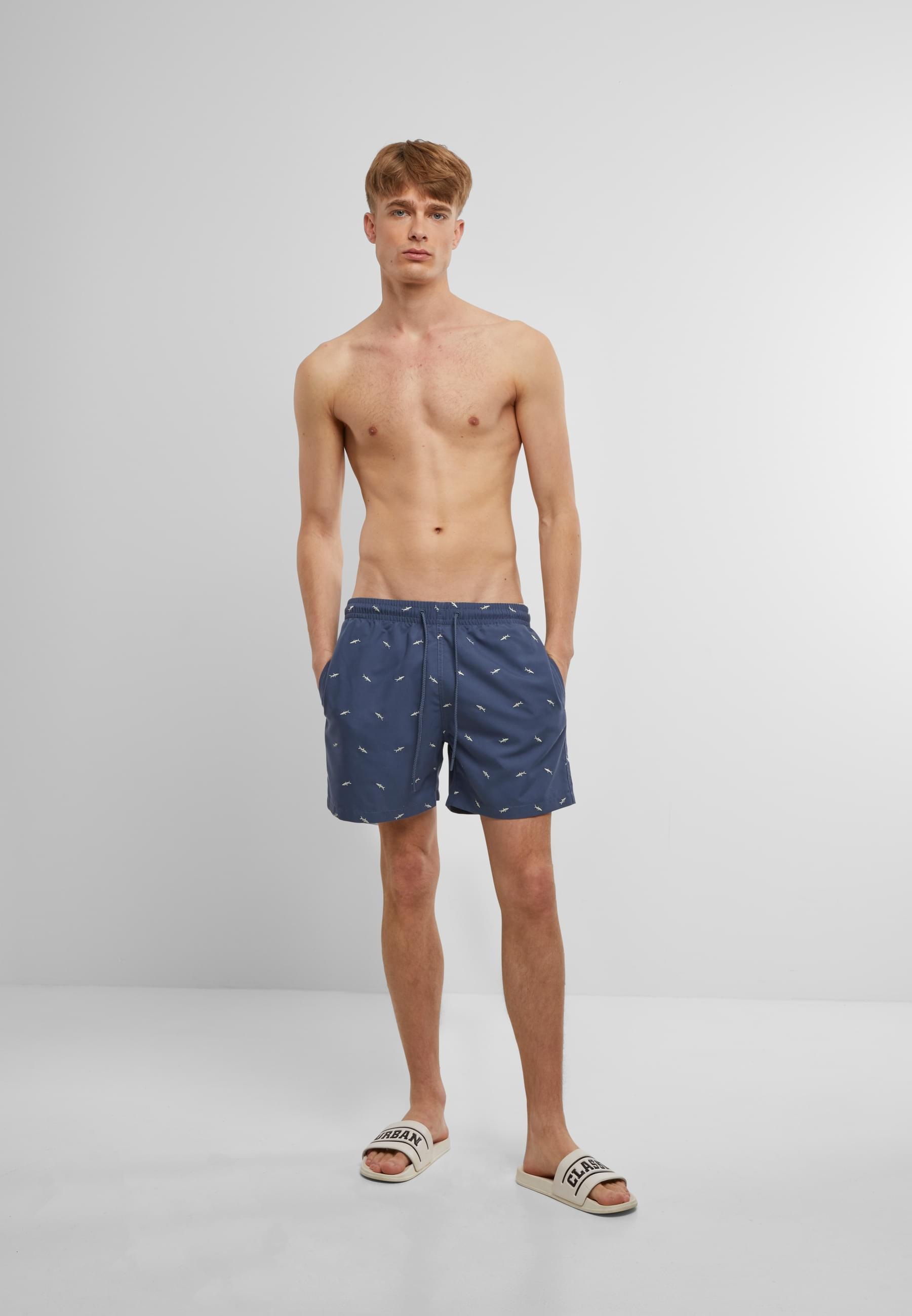 URBAN CLASSICS Badeshorts »Urban Classics Herren Embroidery Swim Shorts«