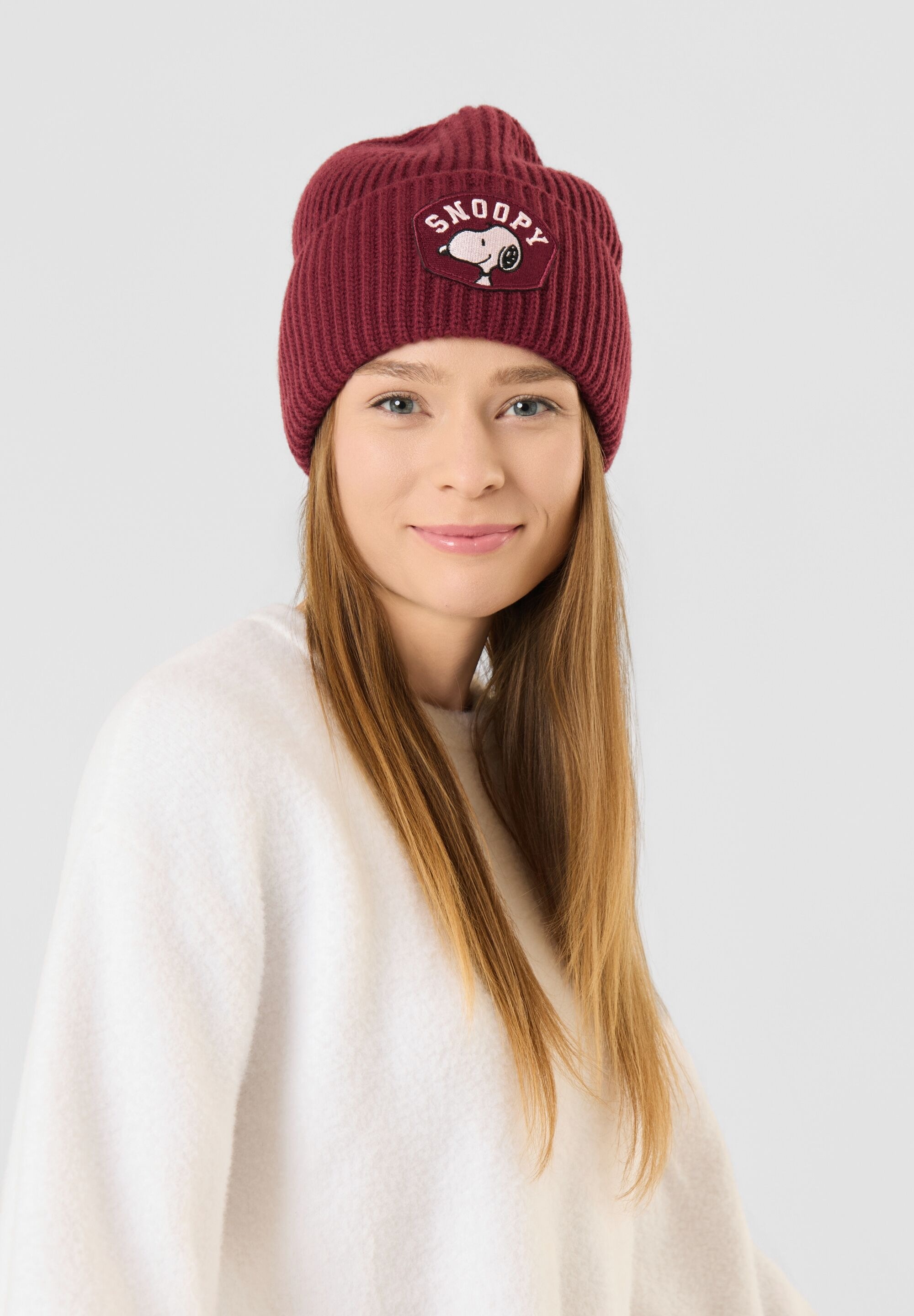 Codello Strickmütze »Codello Mütze« mit Snoopy Patch