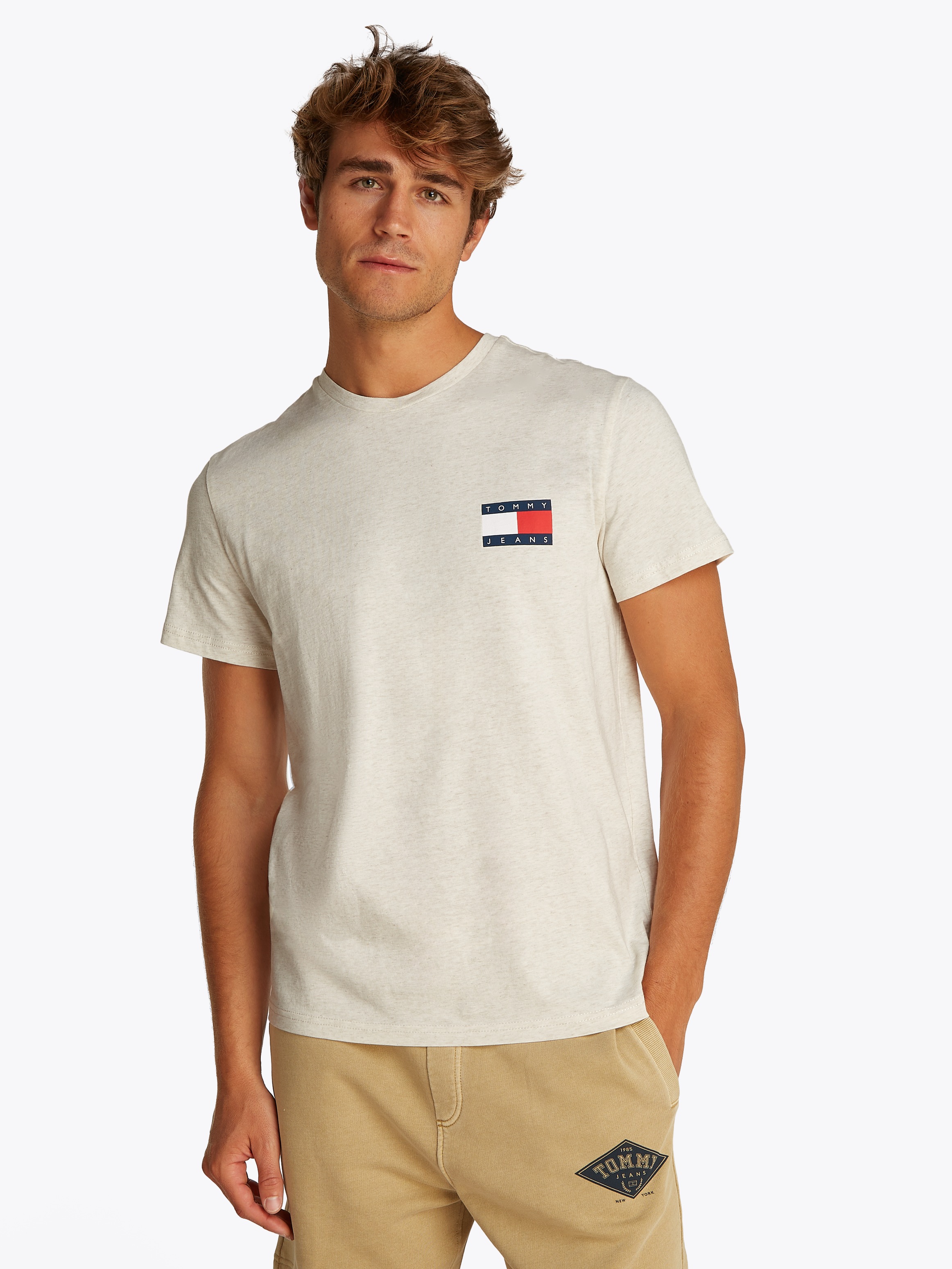 Tommy Jeans T-Shirt "TJM SLIM FIT ESSENTIAL FLAG" Mit Rundhalsausschnitt günstig online kaufen