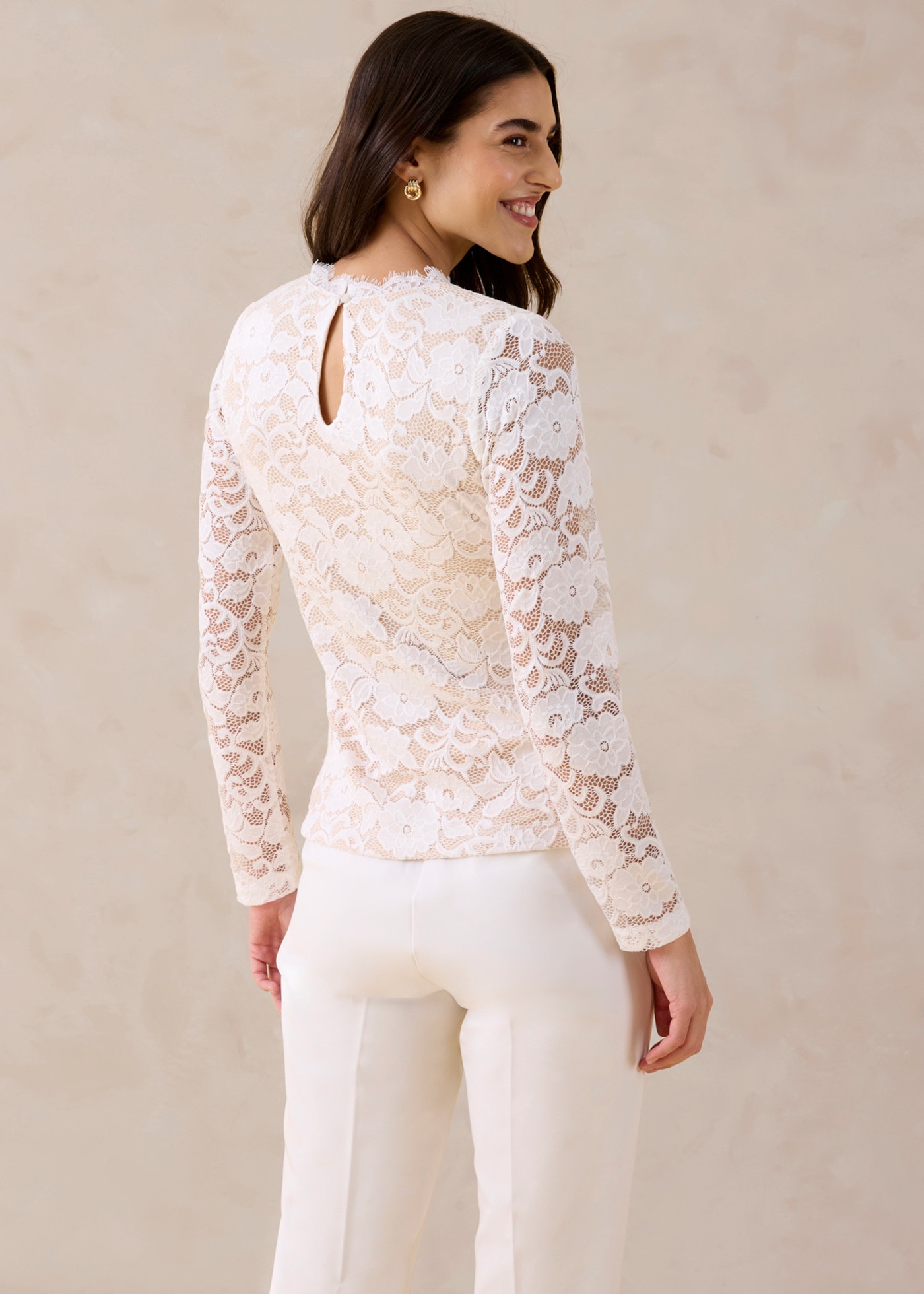 bonprix Langarmshirt mit romantischem Blumenmuster, schmale Passform