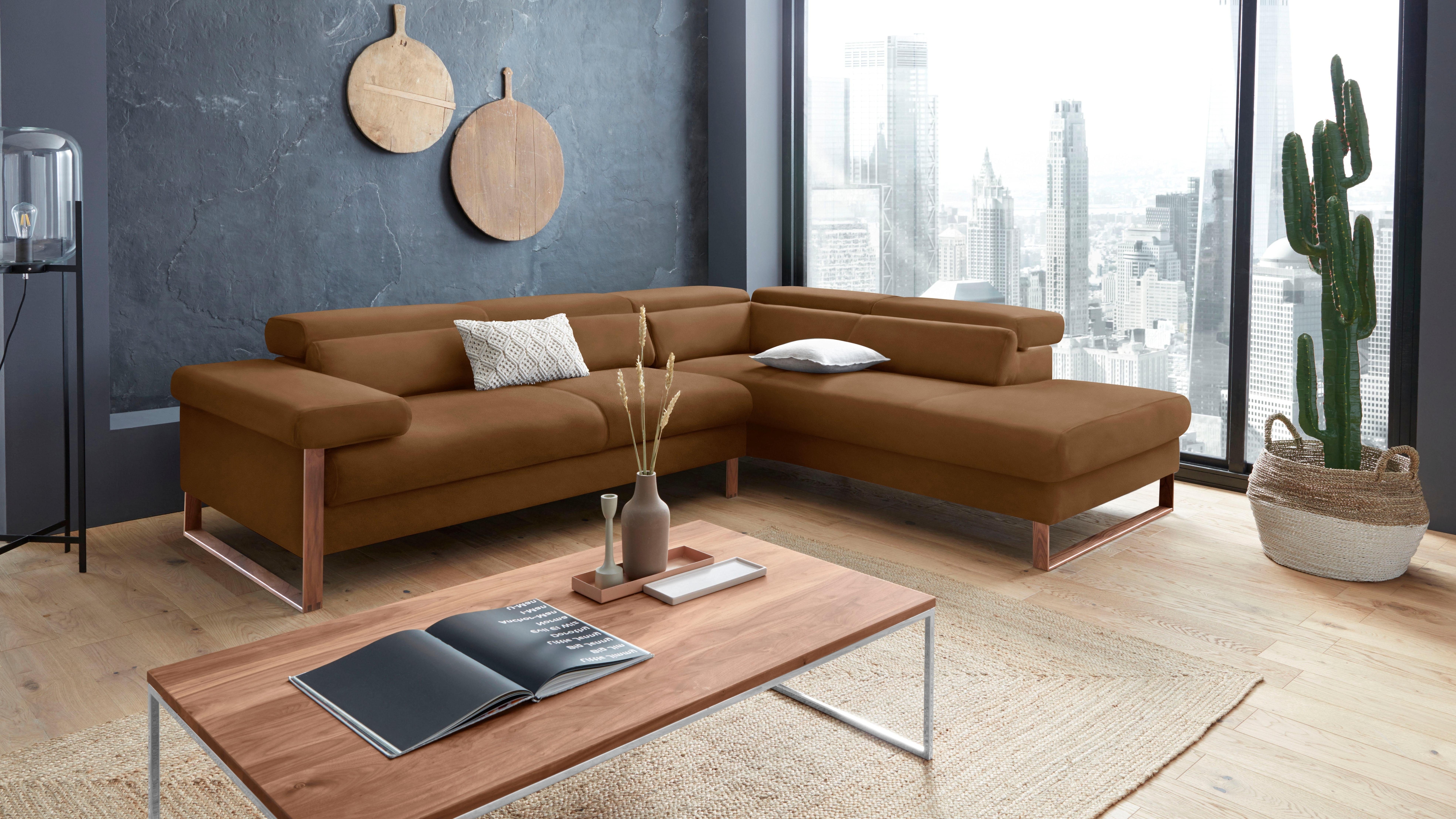 W.SCHILLIG Ecksofa "finn, Designsofa mit tollem Sitzkomfort, bequem, L-Form" German Design Award 2016, Fußgestell Nussbaum natur, Breite 281 cm