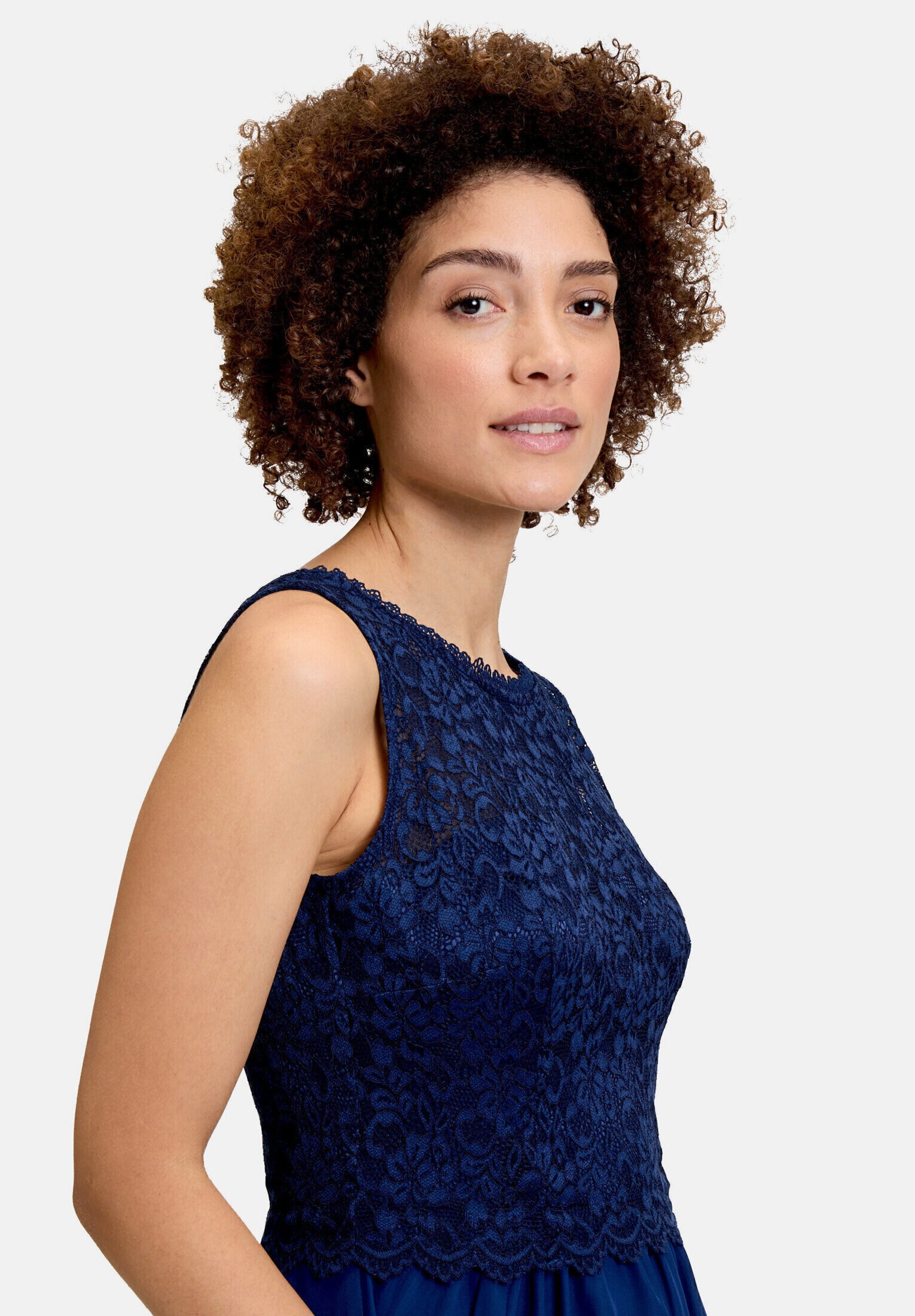 Vera Mont Abendkleid »Damen mit Spitze« Ohne Tasche Spitze