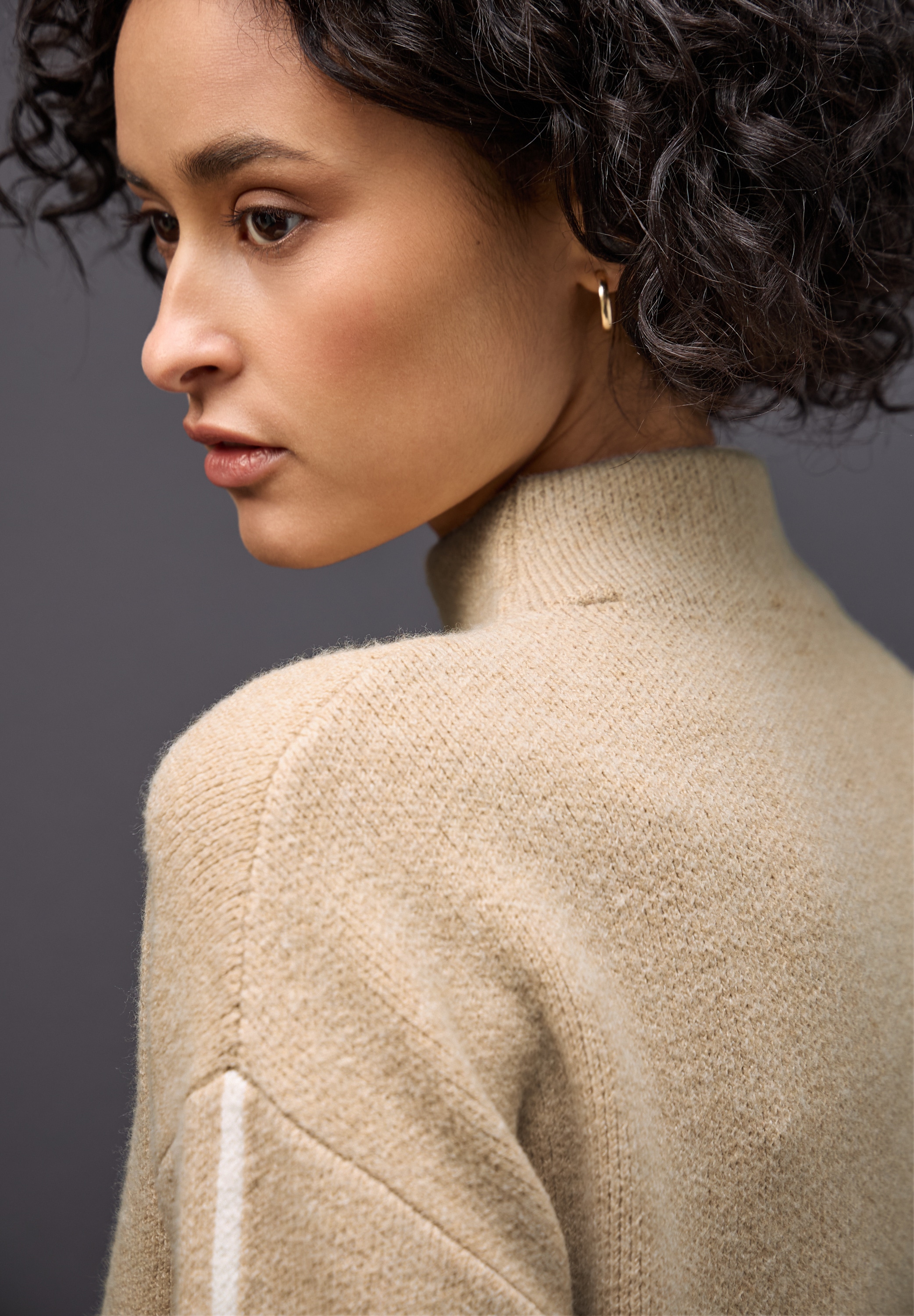 STREET ONE Strickpullover mit Kontrastdetails