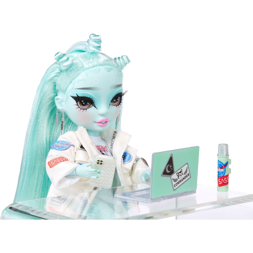 MGA ENTERTAINMENT Anziehpuppe »S23 Fashion - Zooey Electra (Green)«