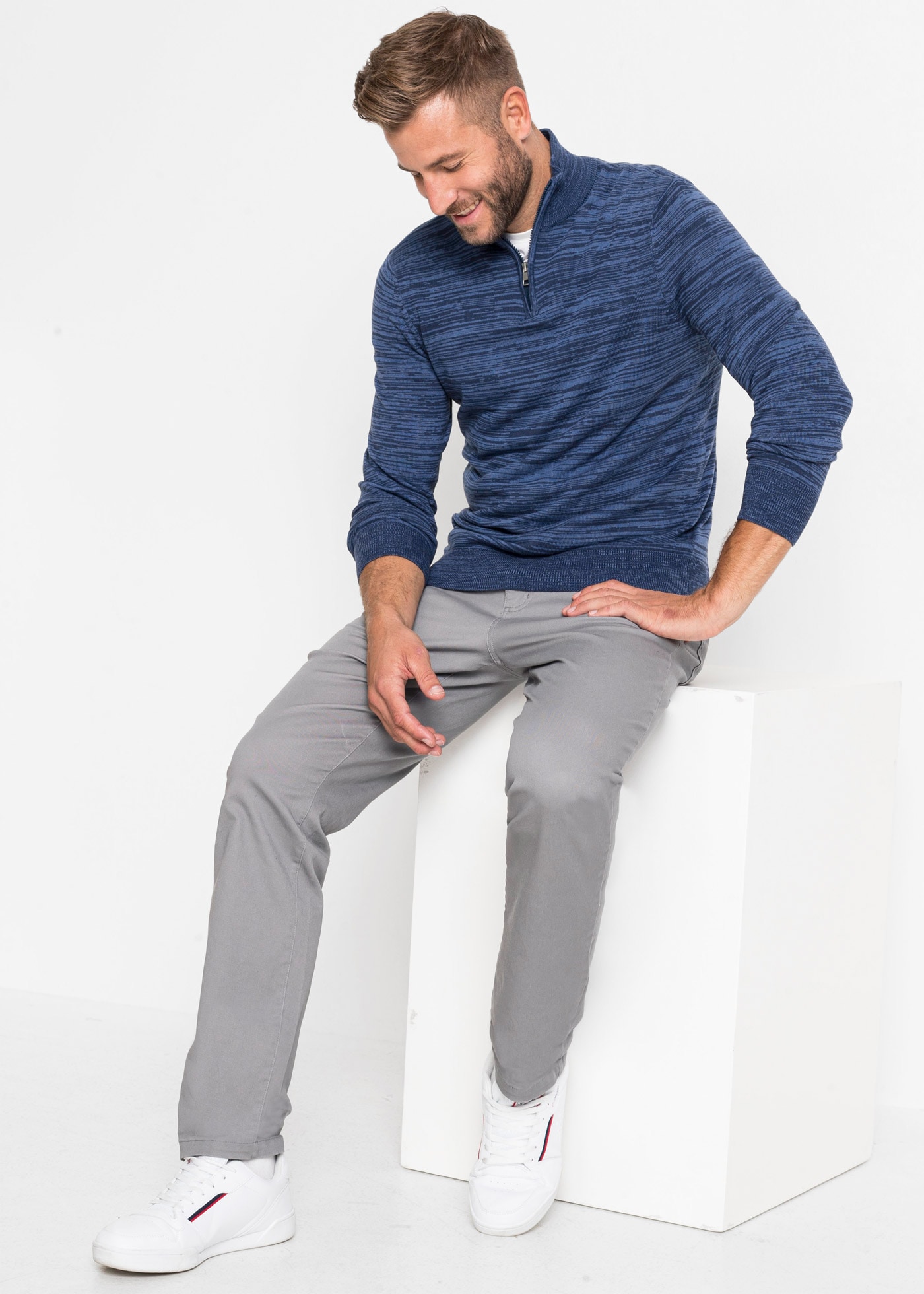 bonprix Troyer aus Baumwolle und Polyacryl, mit Stehkragen und Reißverschluss