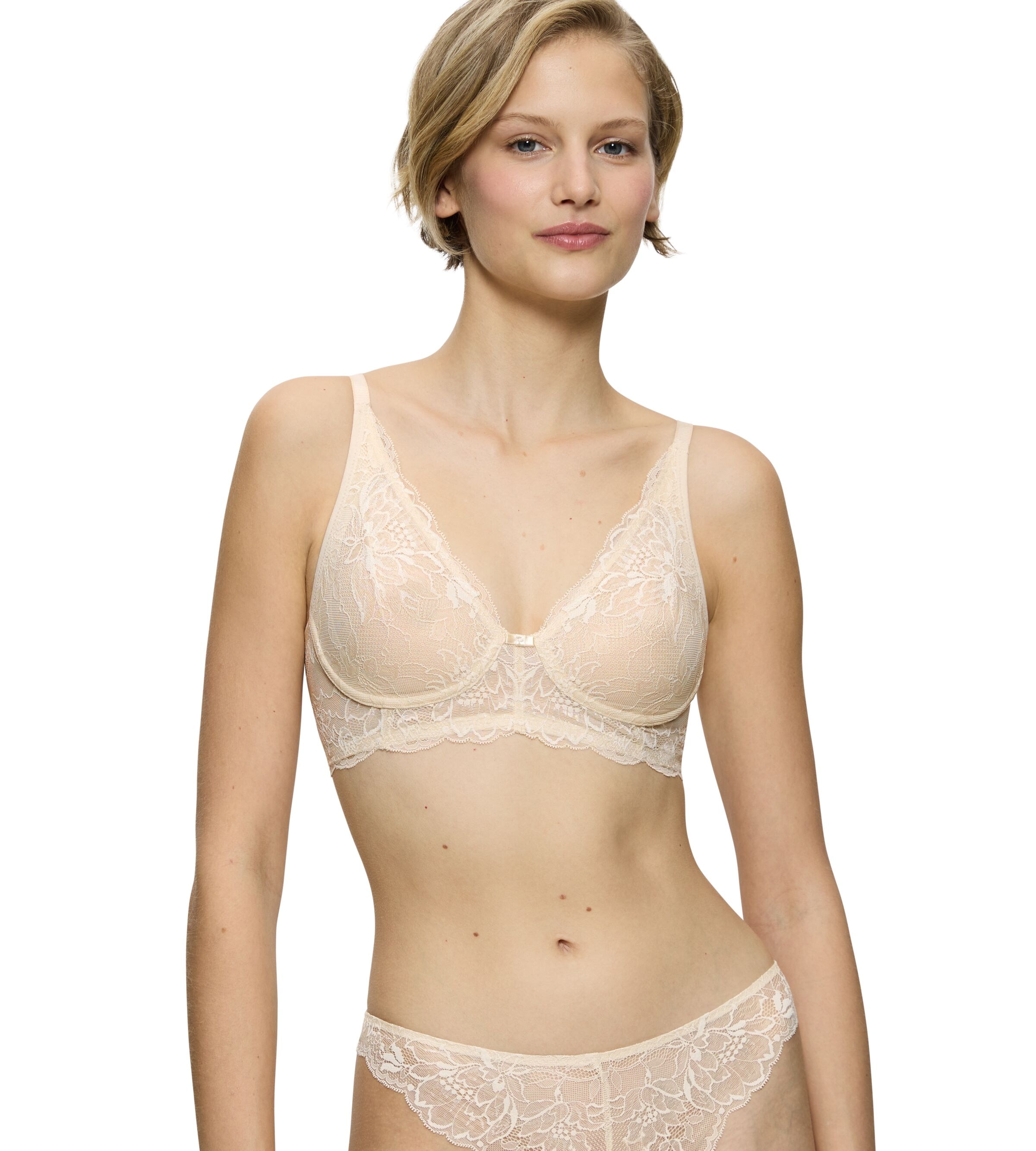 Triumph Bügelloser BH "Amourette Charm N03", Cup B-E, ohne Bügel, florale Spitze