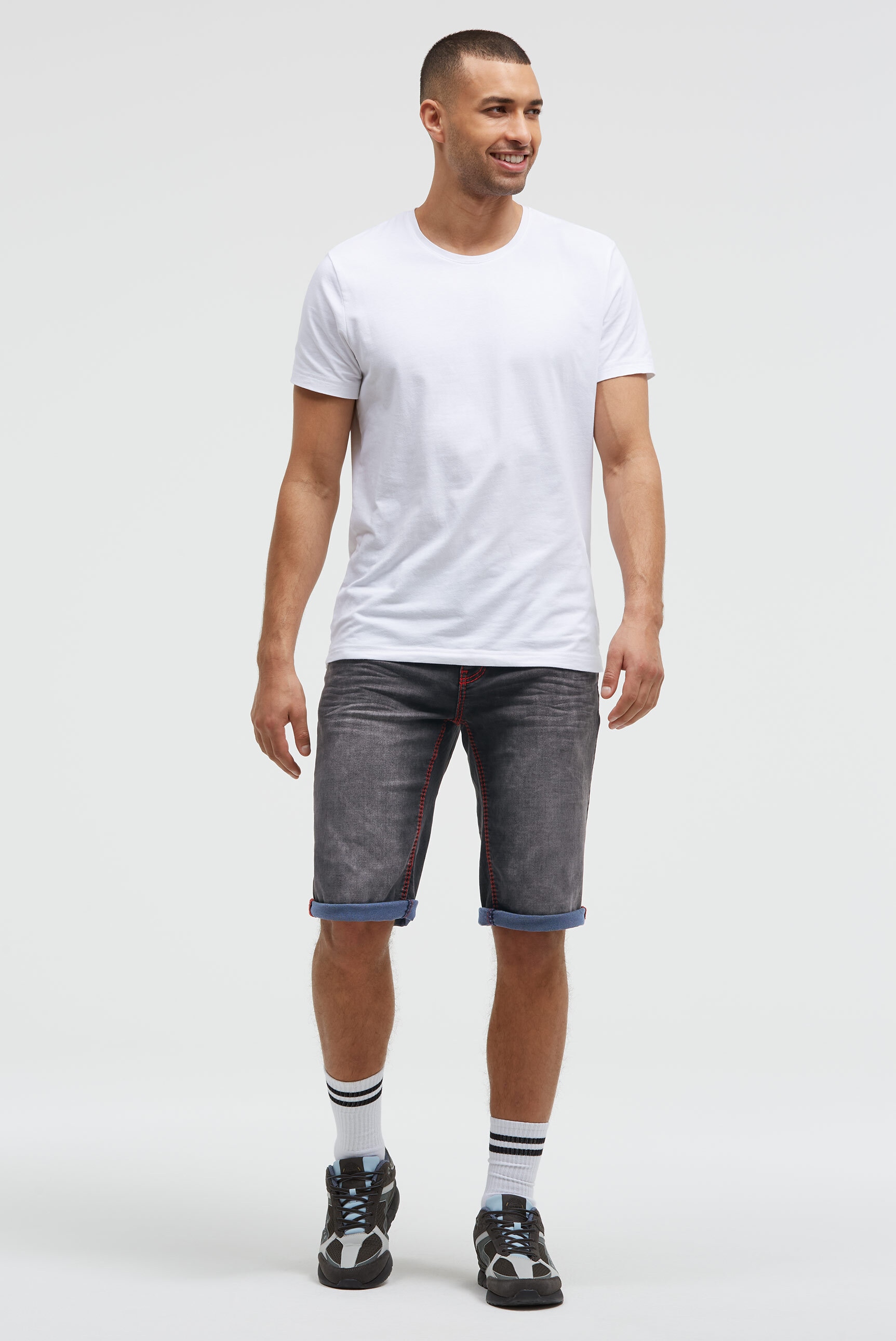 CAMP DAVID Jeansshorts mit breiten Nähten