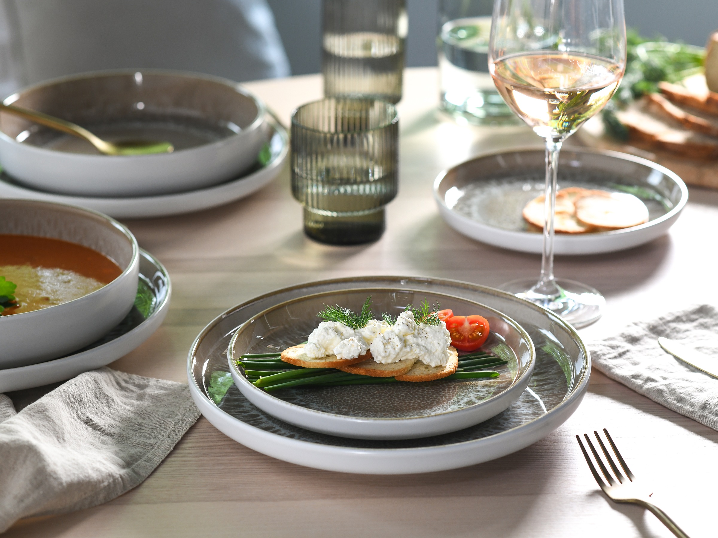 Thumbnail - OTTO home Teller-Set "modernes Teller Set, Service Novalee" hohe Haltbarkeit, spülmaschinen- & mikrowellengeeignet, Reak...