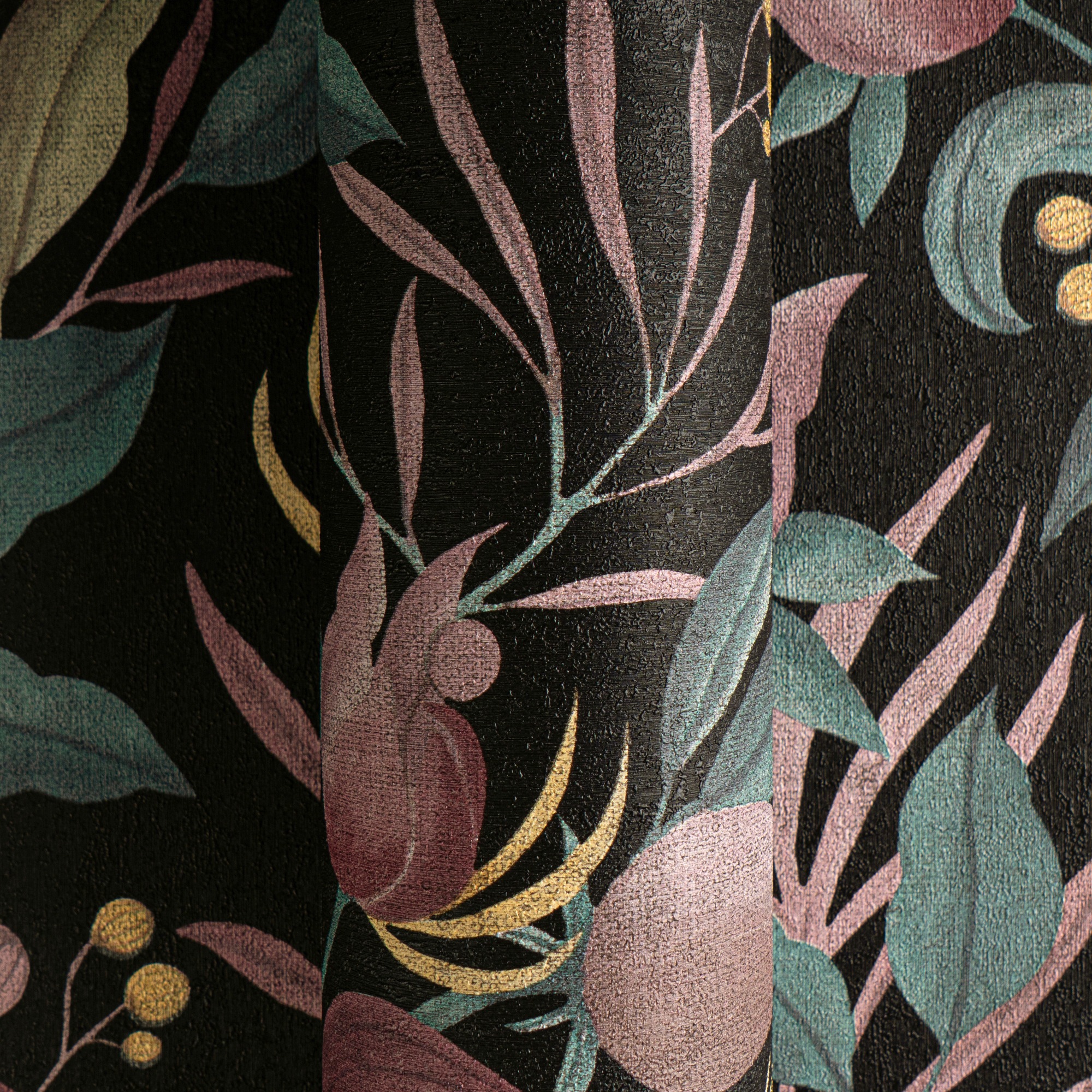 Papier peint intissé fleuri, vintage, aux tons multicolore et noir - 10,05 x 0,53 m - collection Cosmopolitan
