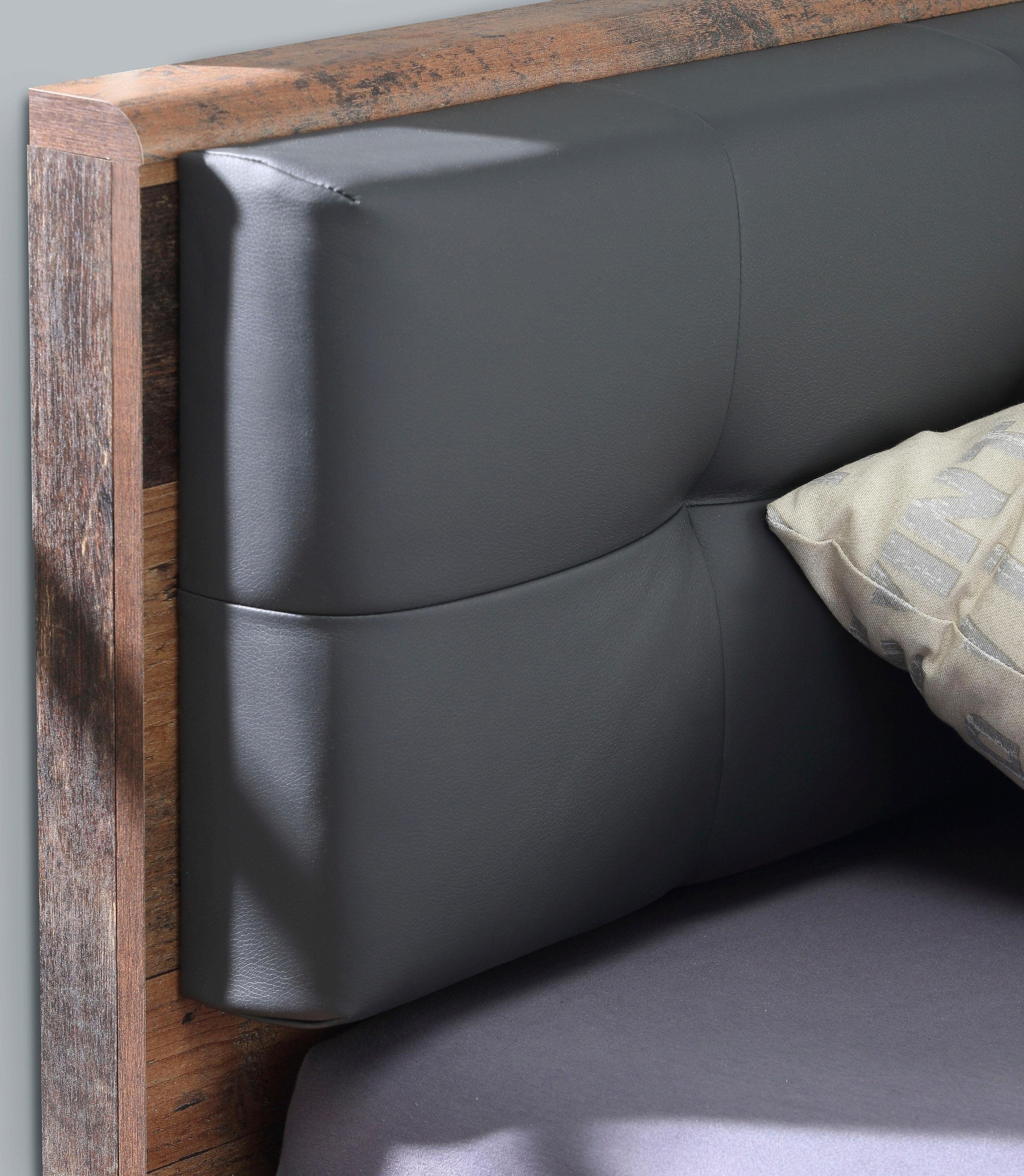 FORTE Futonbett »Clif, Bettanlage, Old – Wood Vintage, Betonoptik Dunkelgrau«, (Liegefläche 180x200cm), mit gepolstertem Kopfteil aus Kunstleder, bis 220KG belastbar