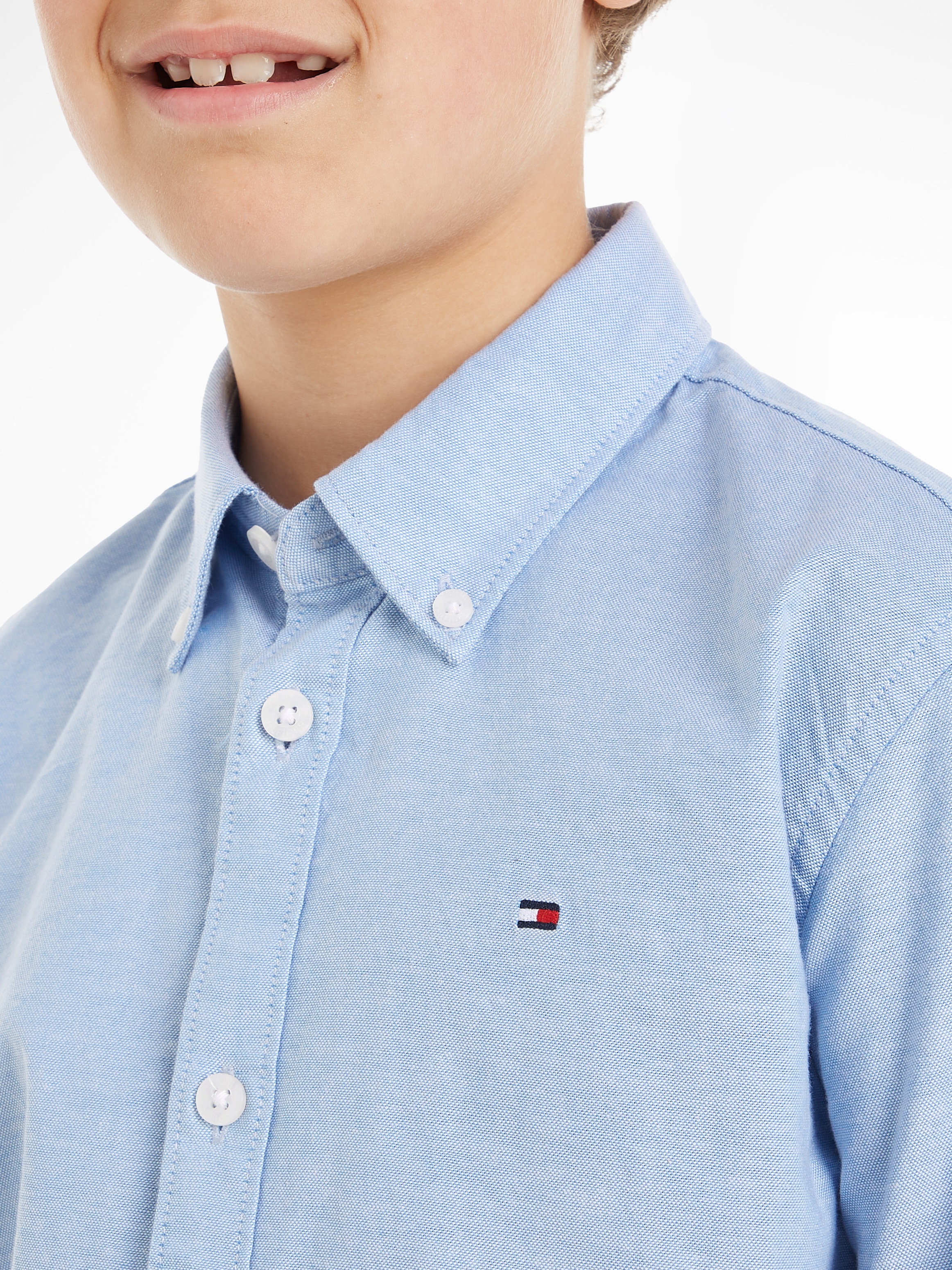 Thumbnail - Tommy Hilfiger Langarmhemd "BOYS STRETCH OXFORD SHIRT L/S" Kinder bis 16 Jahre, Button-down-Kragen, Langarm, Logo-Flag