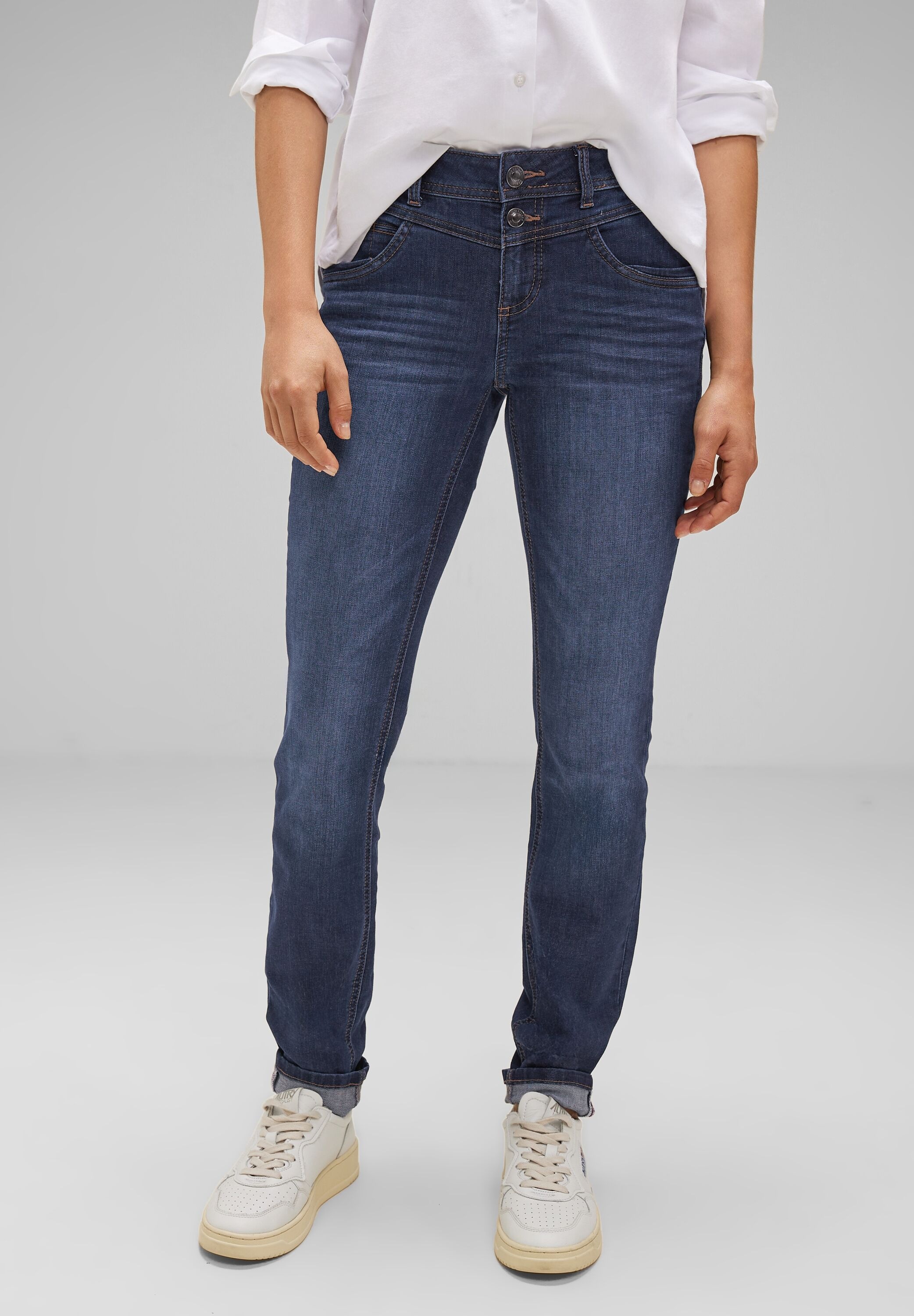 STREET ONE Comfort-fit-Jeans, mit Doppelknopf
