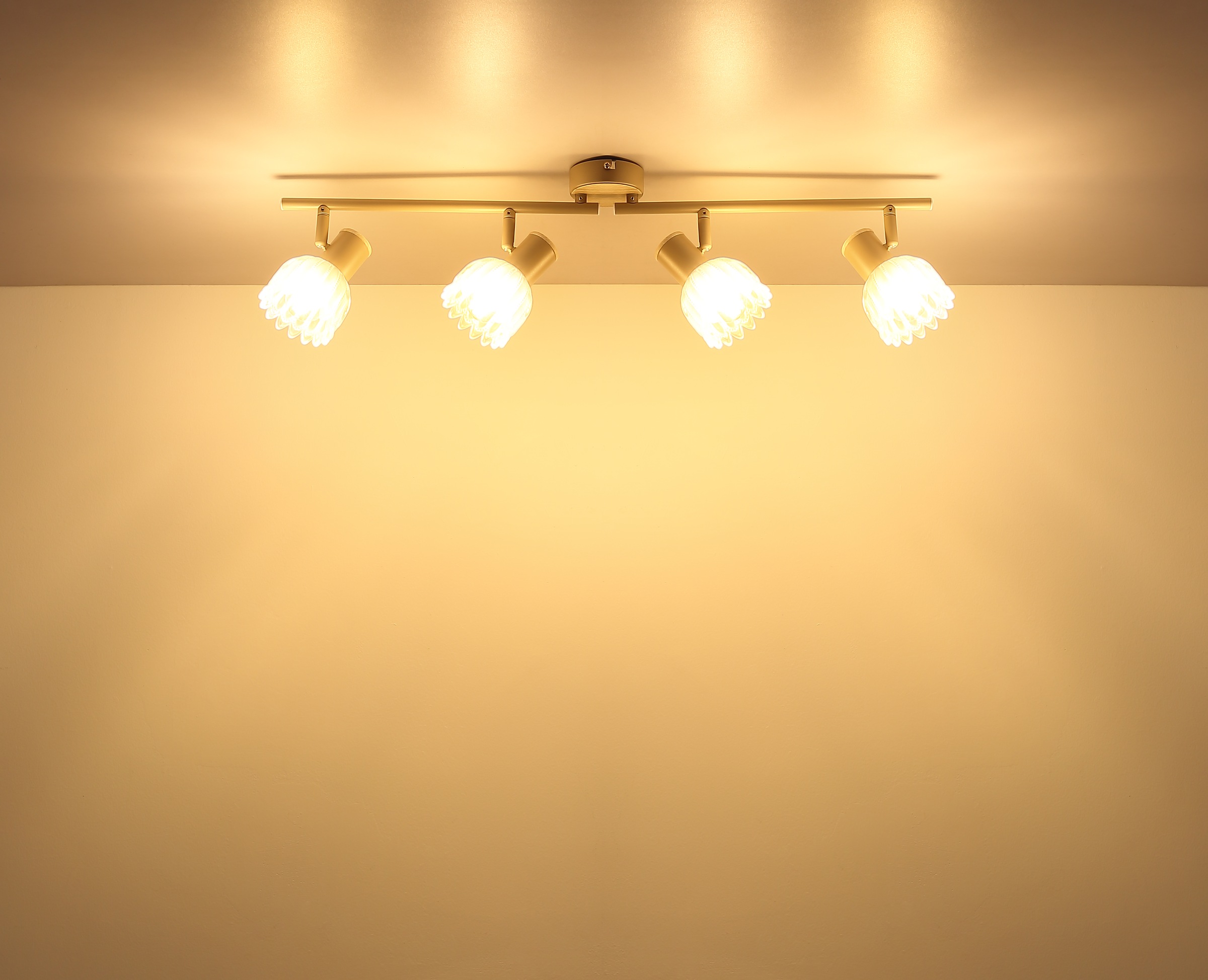 GLOBO LIGHTING Deckenspot »PLANTA« E14 1 Stk. Sandfarbener Strahler mit Holzoptik und Glas satiniert
