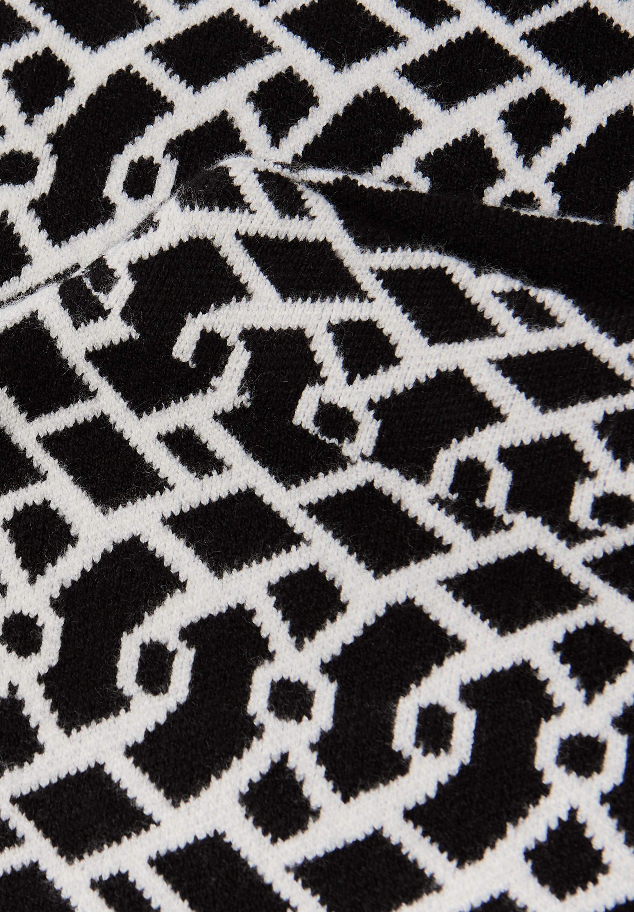 STREET ONE Jacquardpullover mit grafischem Muster