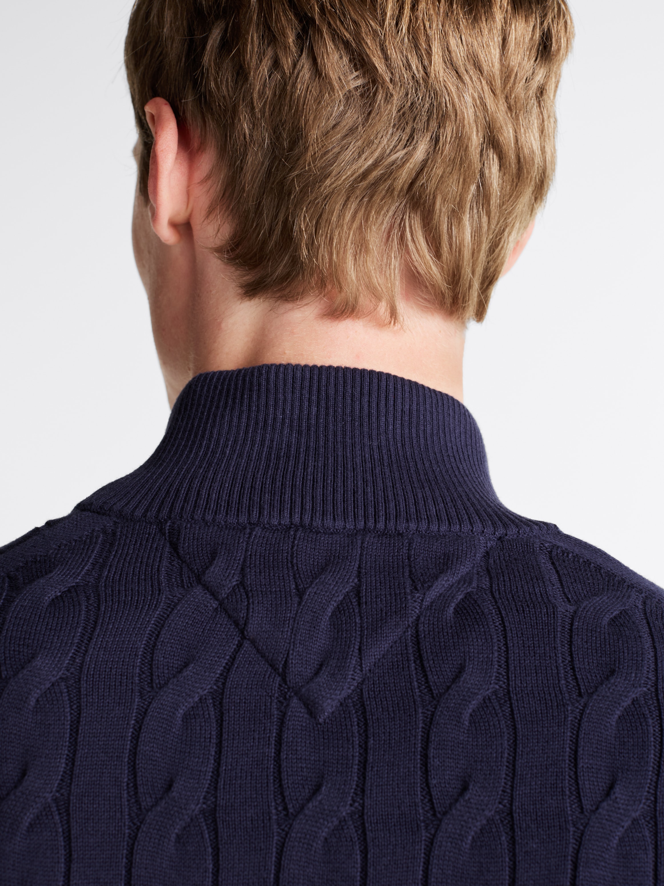 Tommy Hilfiger Strickpullover »CLASSIC COTTON CABLE ZIP MOCK«, mit modischem Zopfmuster