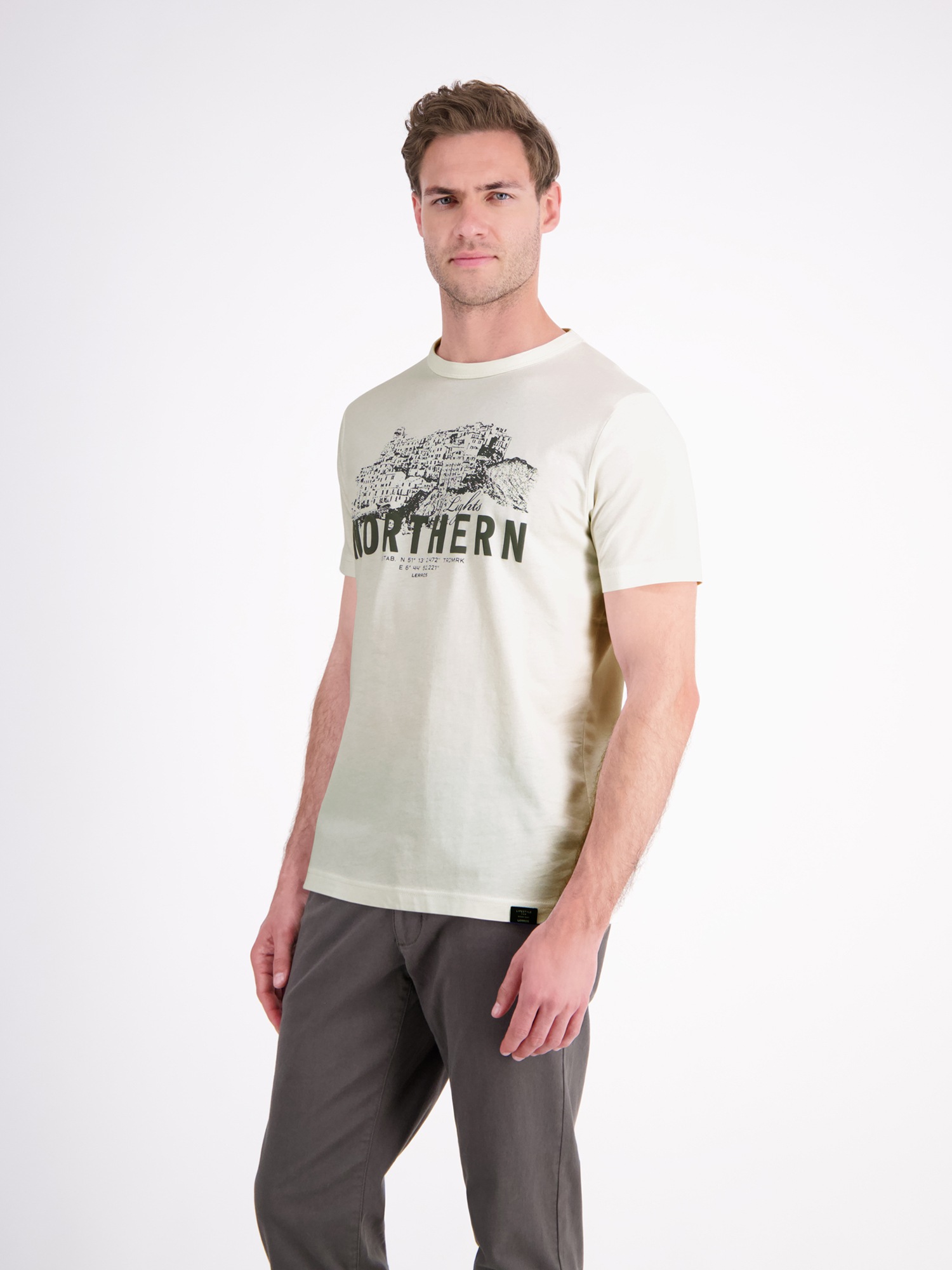 LERROS T-Shirt »LERROS Unifarbenes T-Shirt mit Brustprint«