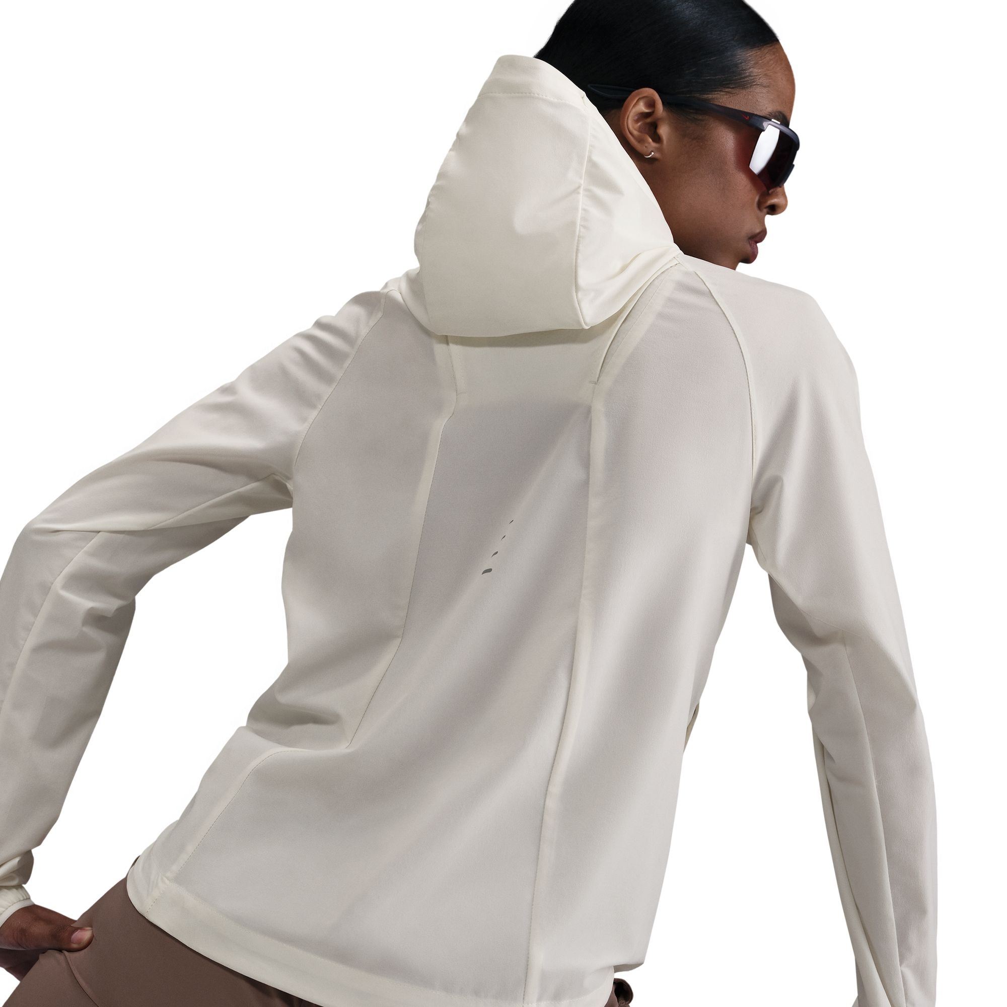 Nike Laufjacke »W NK SWIFT RPL PKBL JKT« mit Kapuze mit Kapuze mit Kordelzug, atmungsaktiv, wasserabweisend, windabweisend